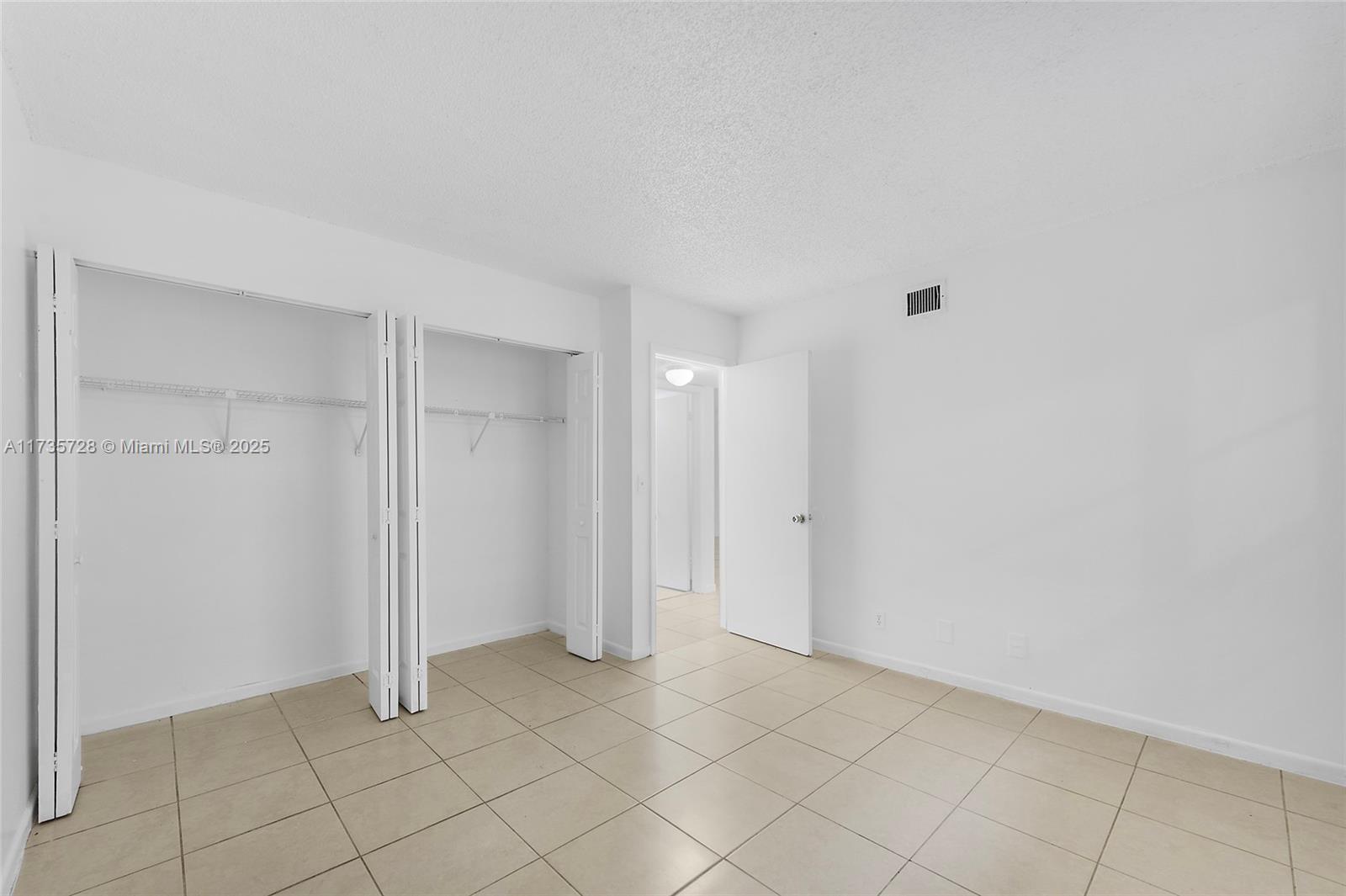 6575 W Oakland Park Blvd #114, Lauderhill, Florida image 10