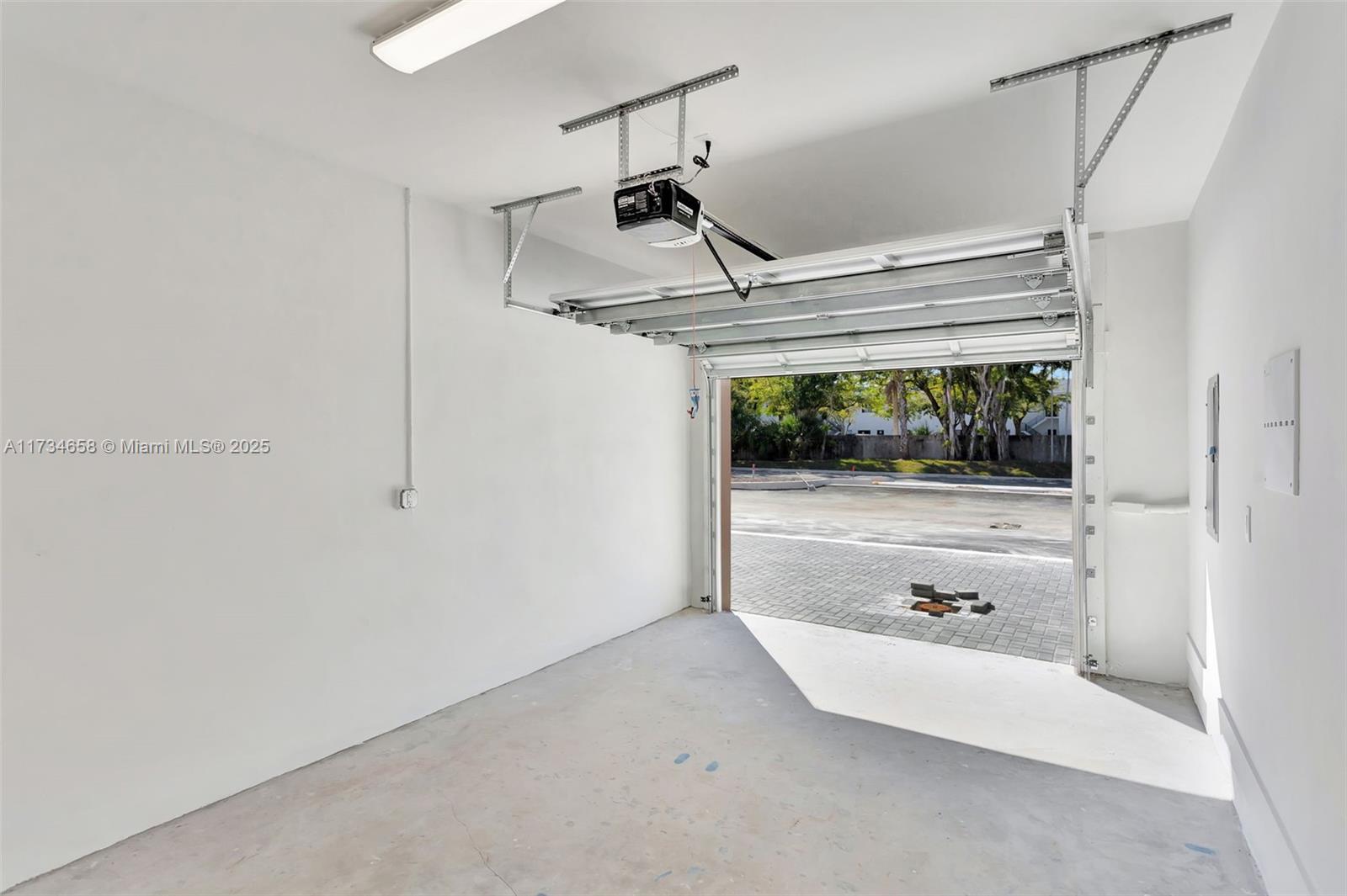 1567 NW 94th Way #10, Coral Springs, Florida image 23