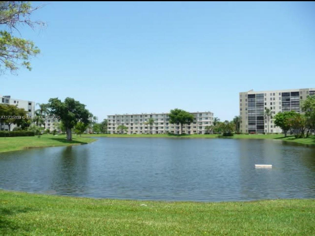 2240 N Cypress Bend Dr #603, Pompano Beach, Florida image 10