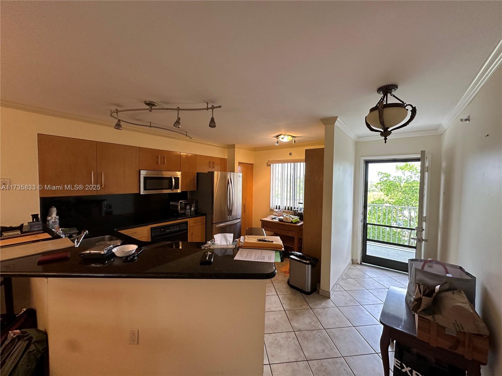 2240 N Cypress Bend Dr #603, Pompano Beach, Florida image 7