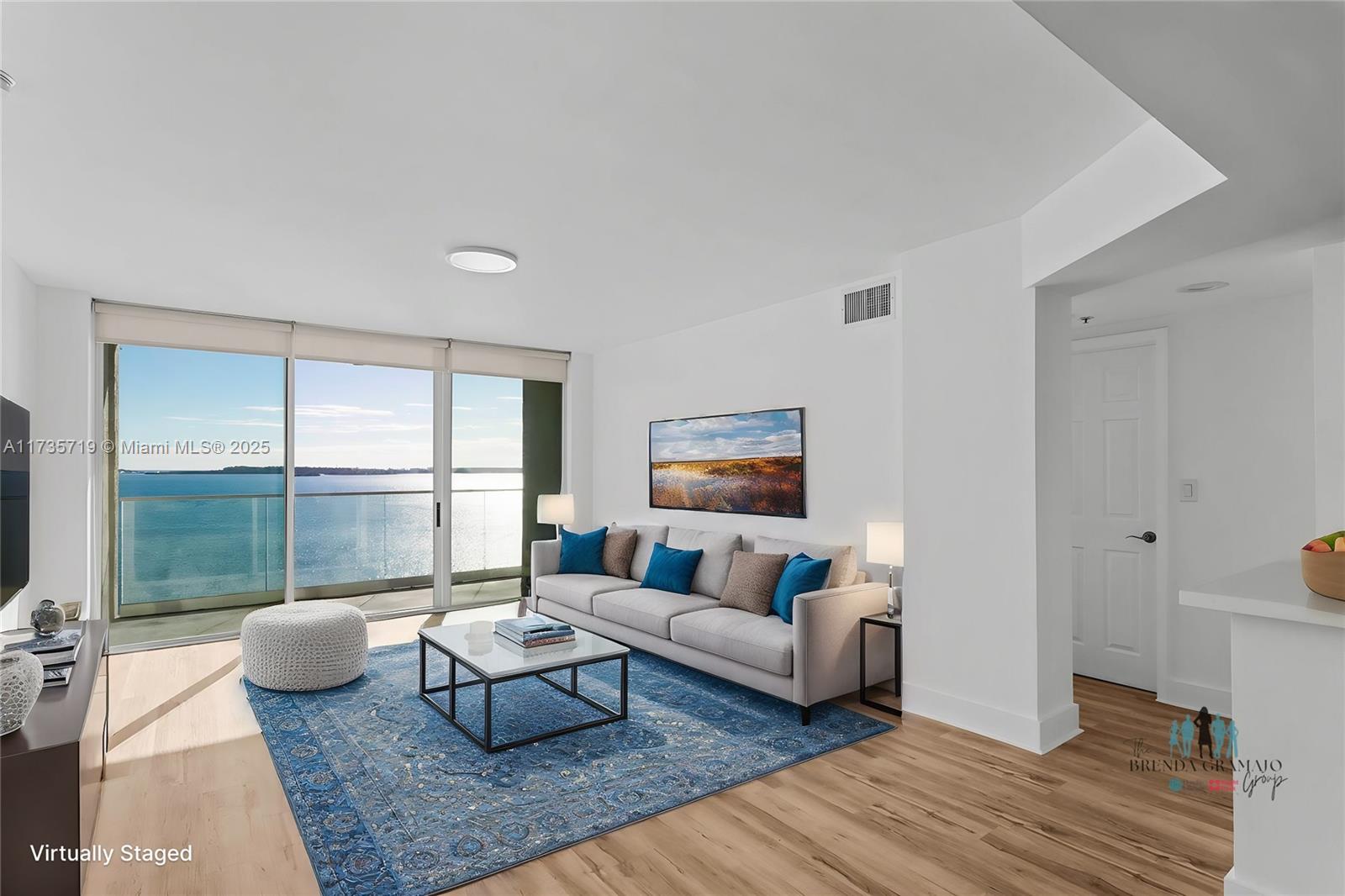 800 Claughton Island Dr #904, Miami FL 33131