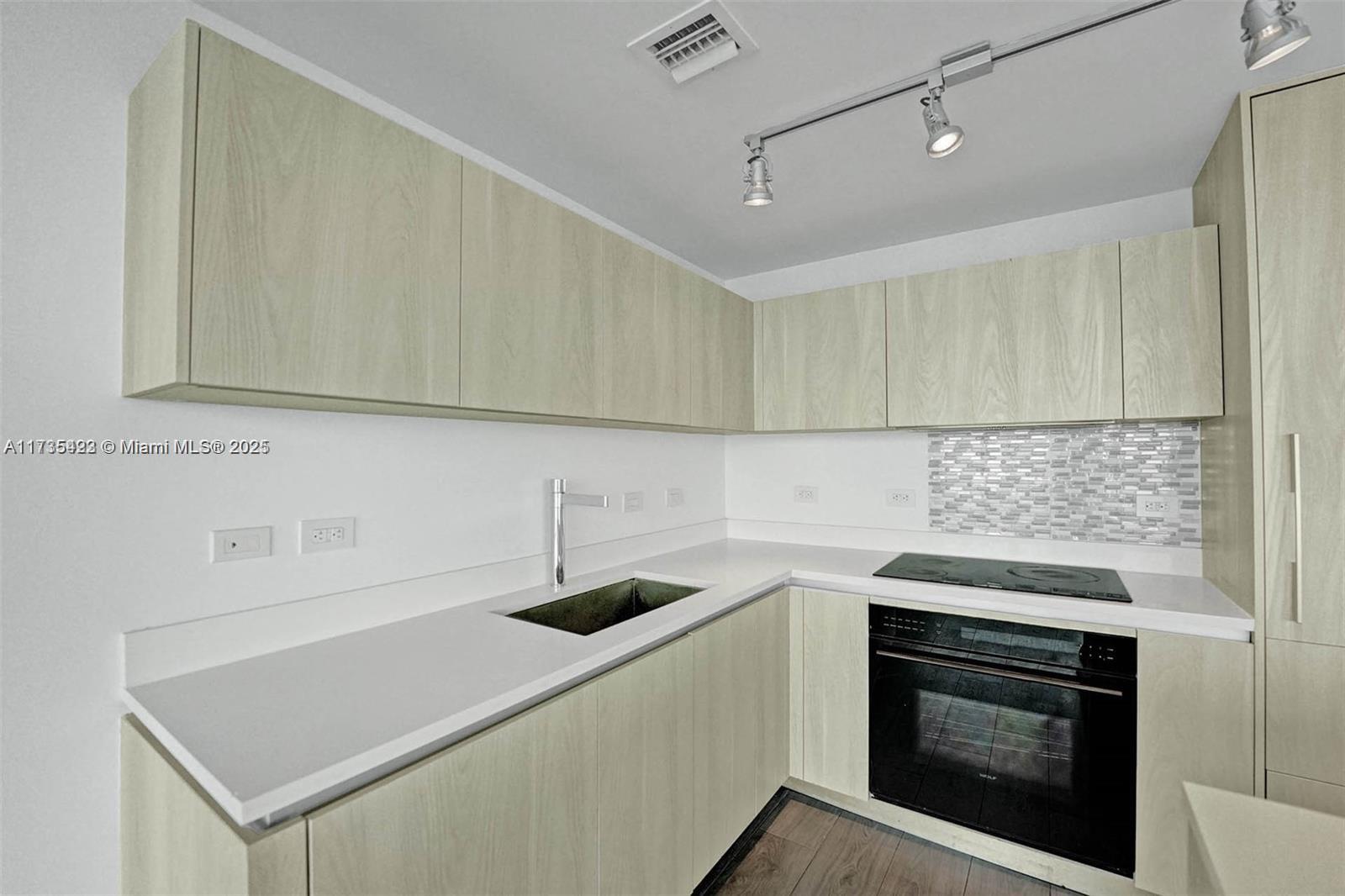 3131 NE 7th Ave #706, Miami FL 33137
