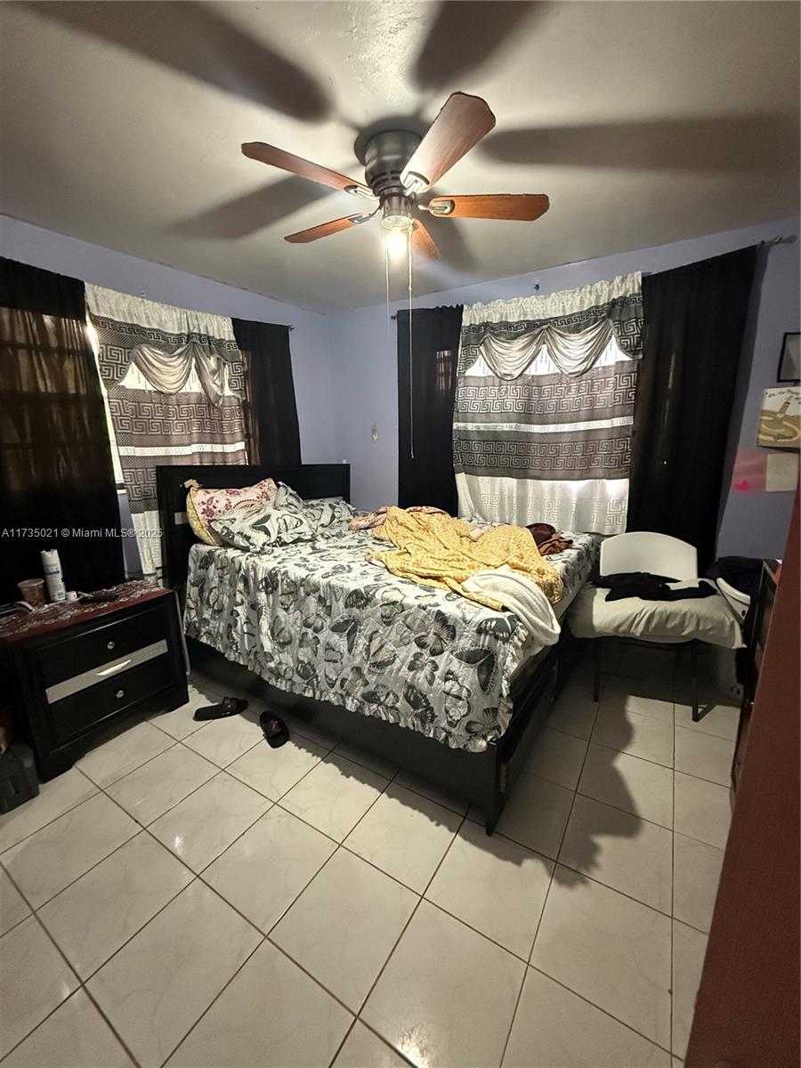 2251 NW 171st Ter, Miami Gardens, Florida image 5