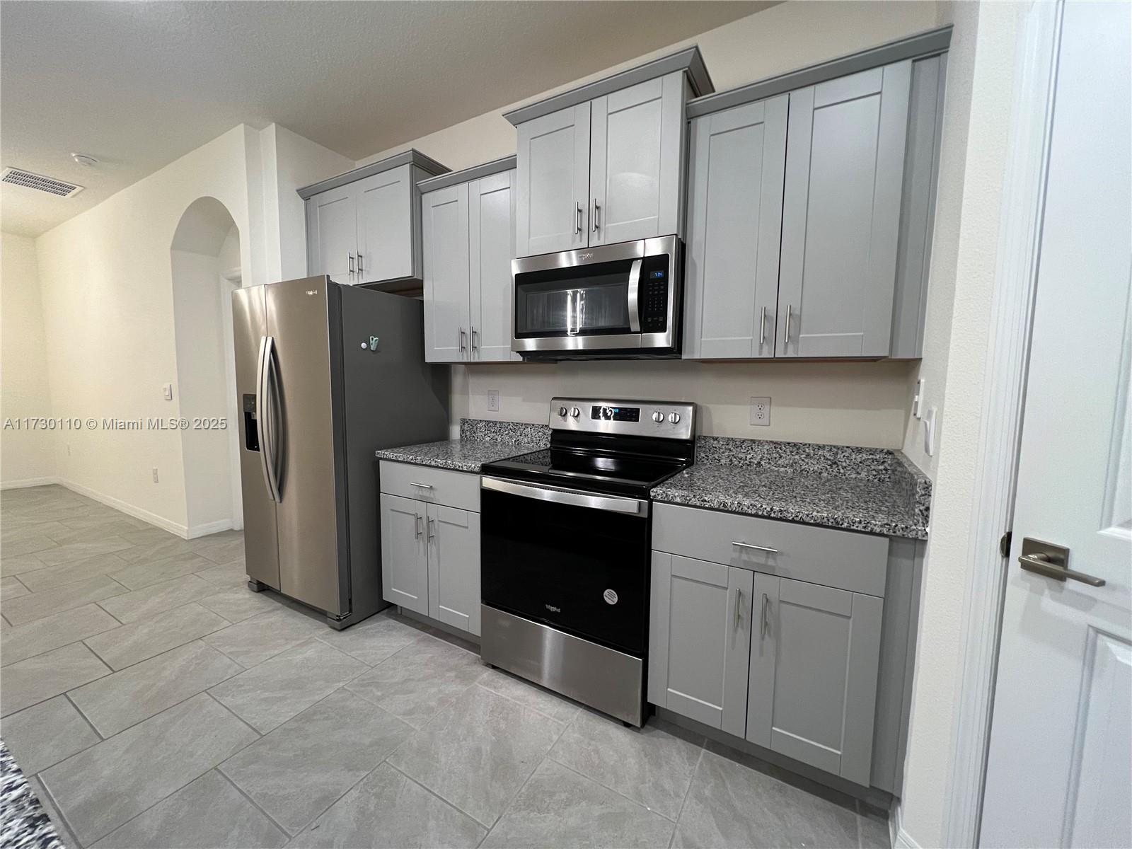 1590 Barberry Dr, Kissimmee, Florida image 3