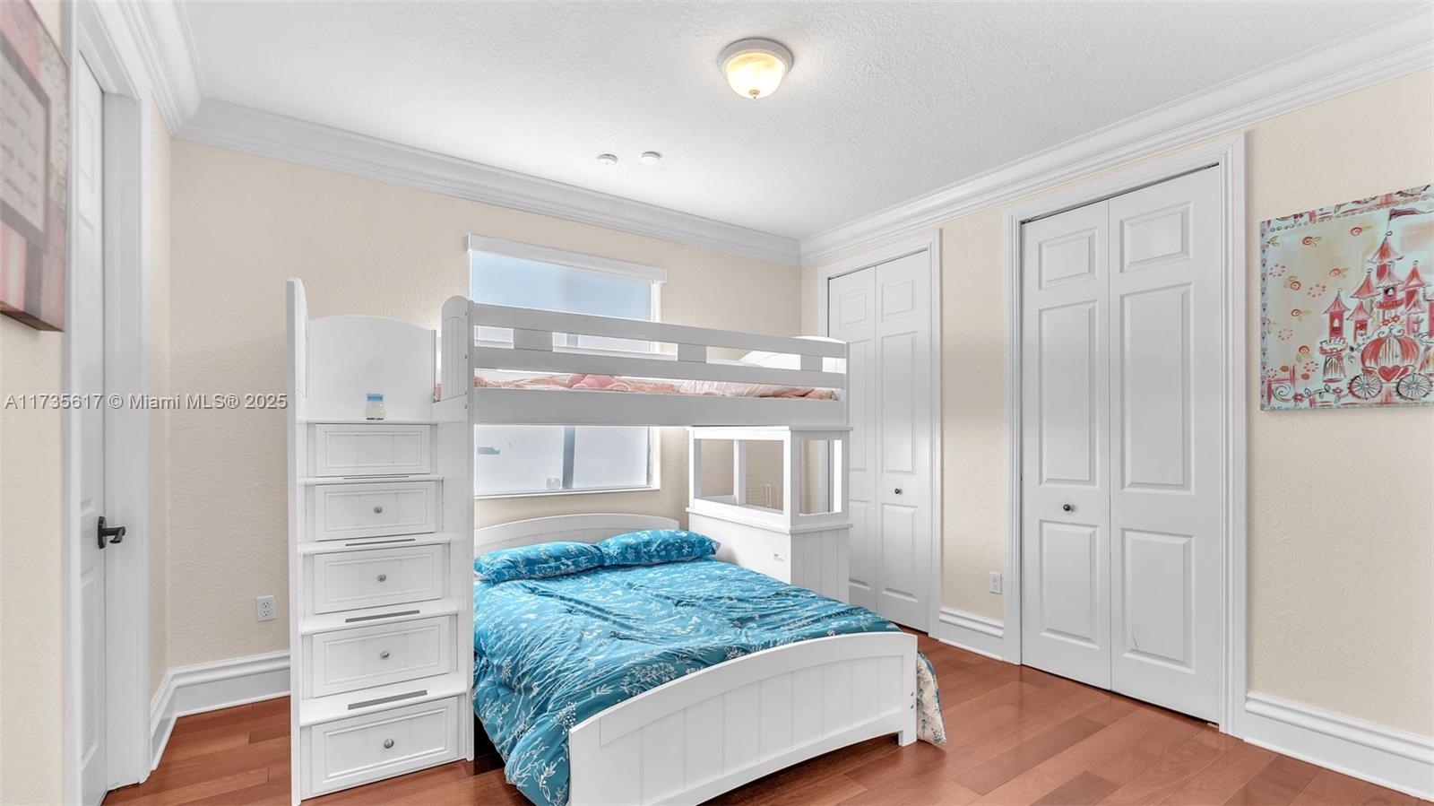 Listing Photo 17