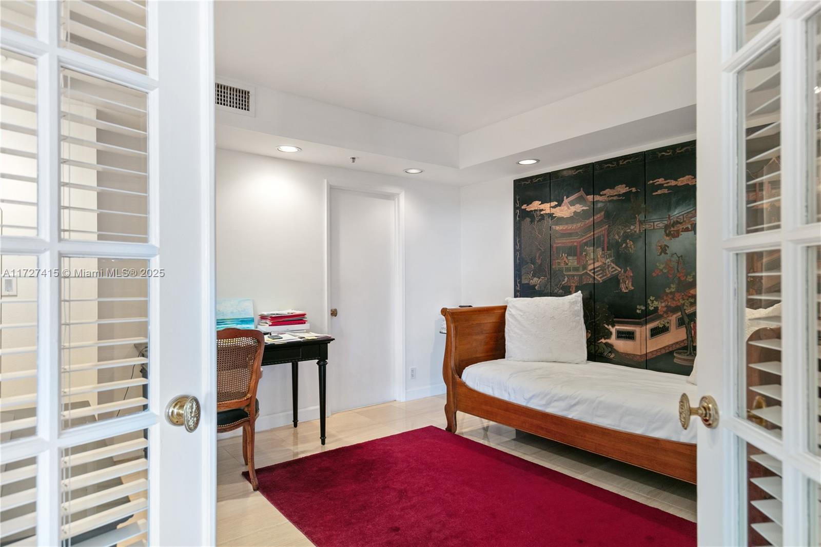 1581 Brickell Ave #406, Miami FL 33129