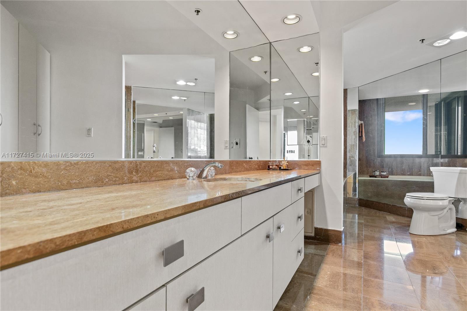 1581 Brickell Ave #406, Miami FL 33129