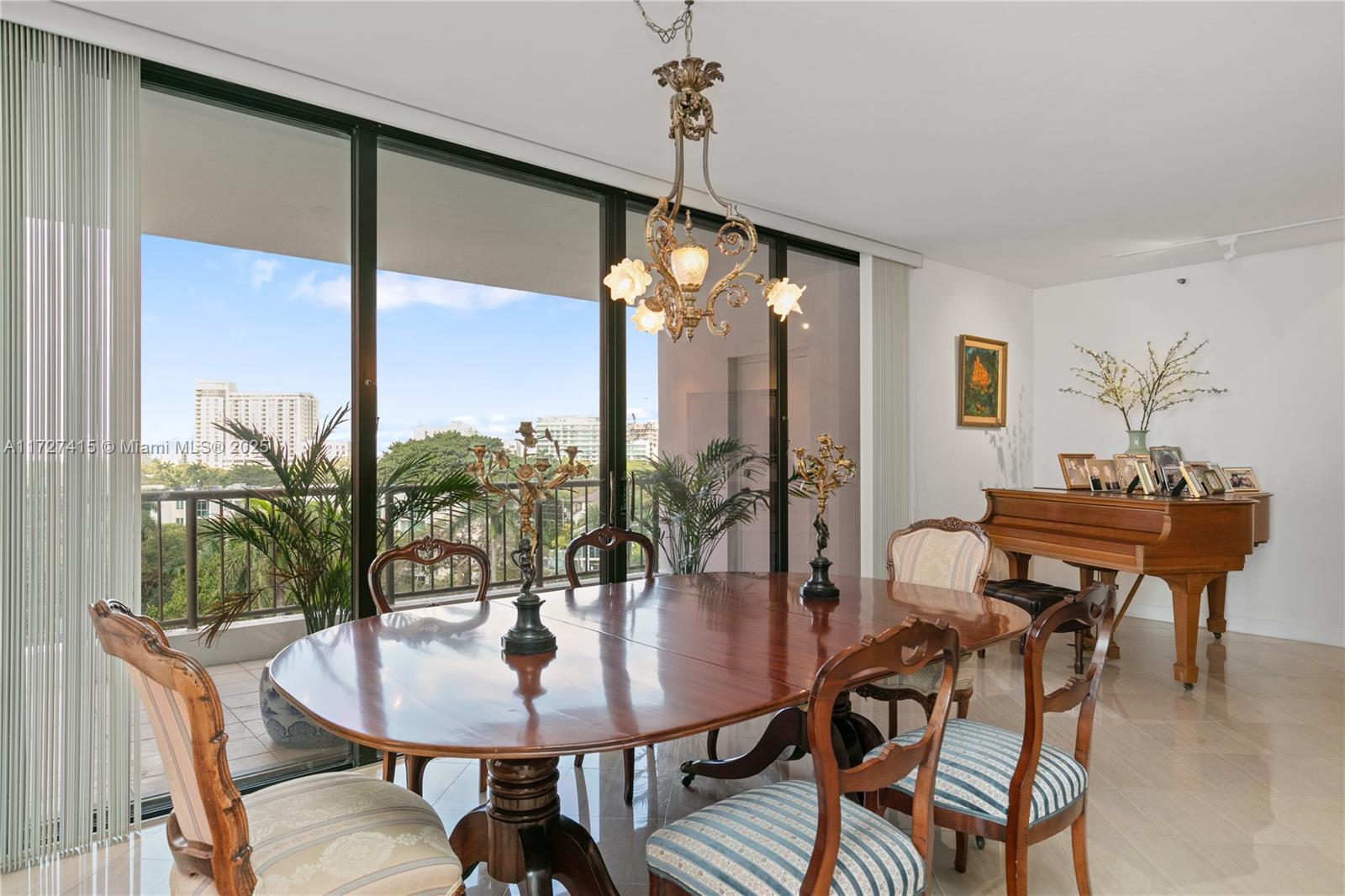 1581 Brickell Ave #406, Miami FL 33129