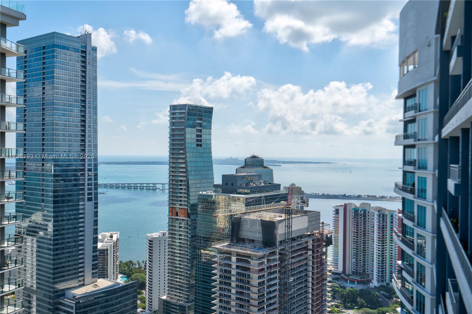 60 SW 13th St #4616, Miami FL 33130