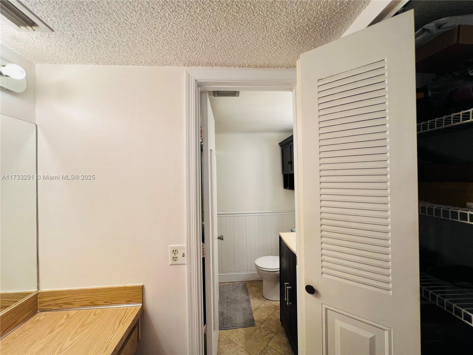 8592 W Sunrise Blvd #204, Plantation, Florida image 22