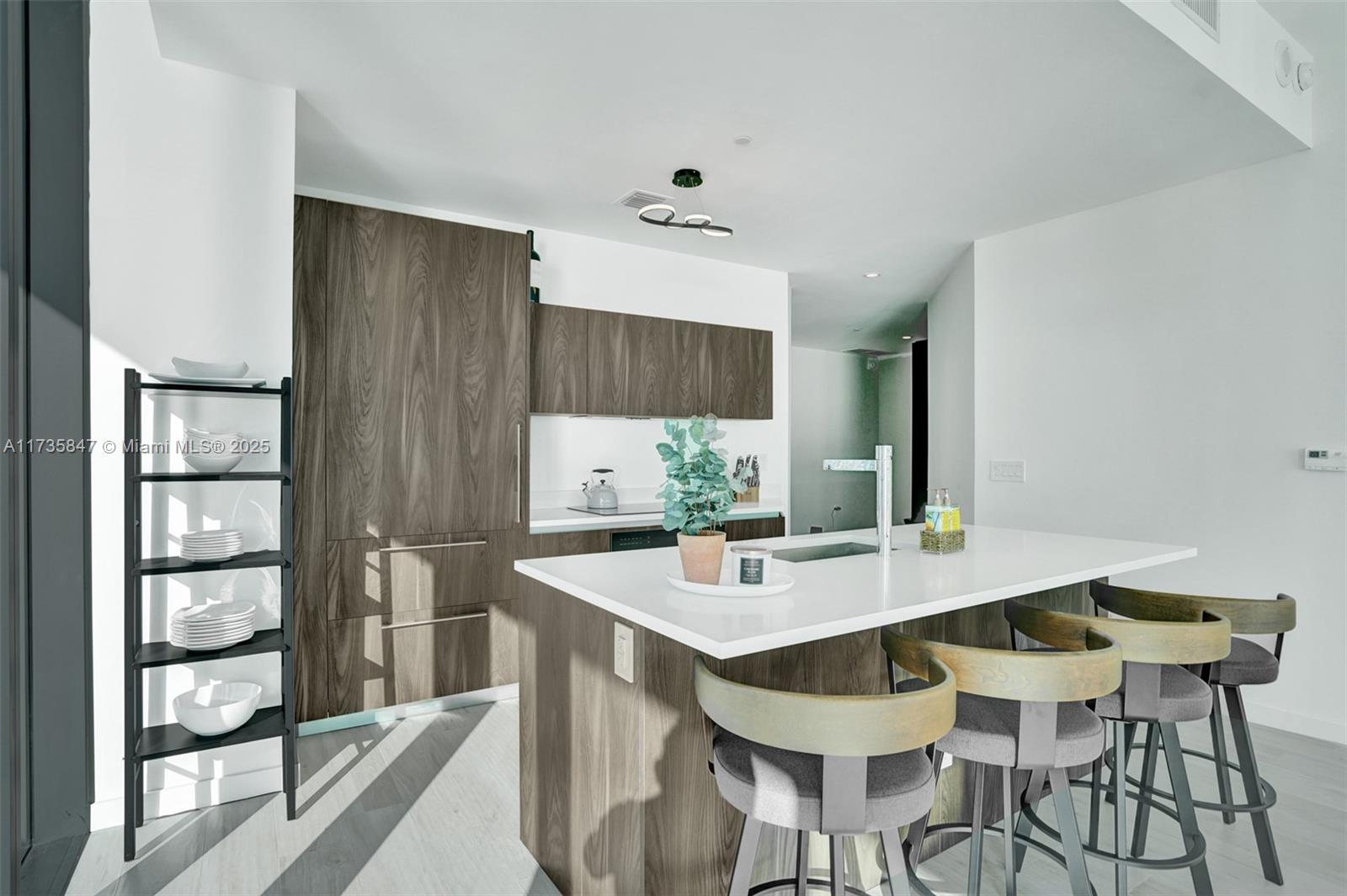 480 NE 31st St #1401, Miami FL 33137