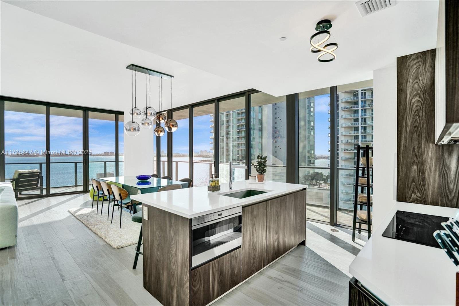 480 NE 31st St #1401, Miami FL 33137
