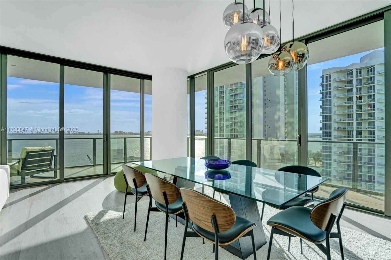 480 NE 31st St #1401, Miami FL 33137