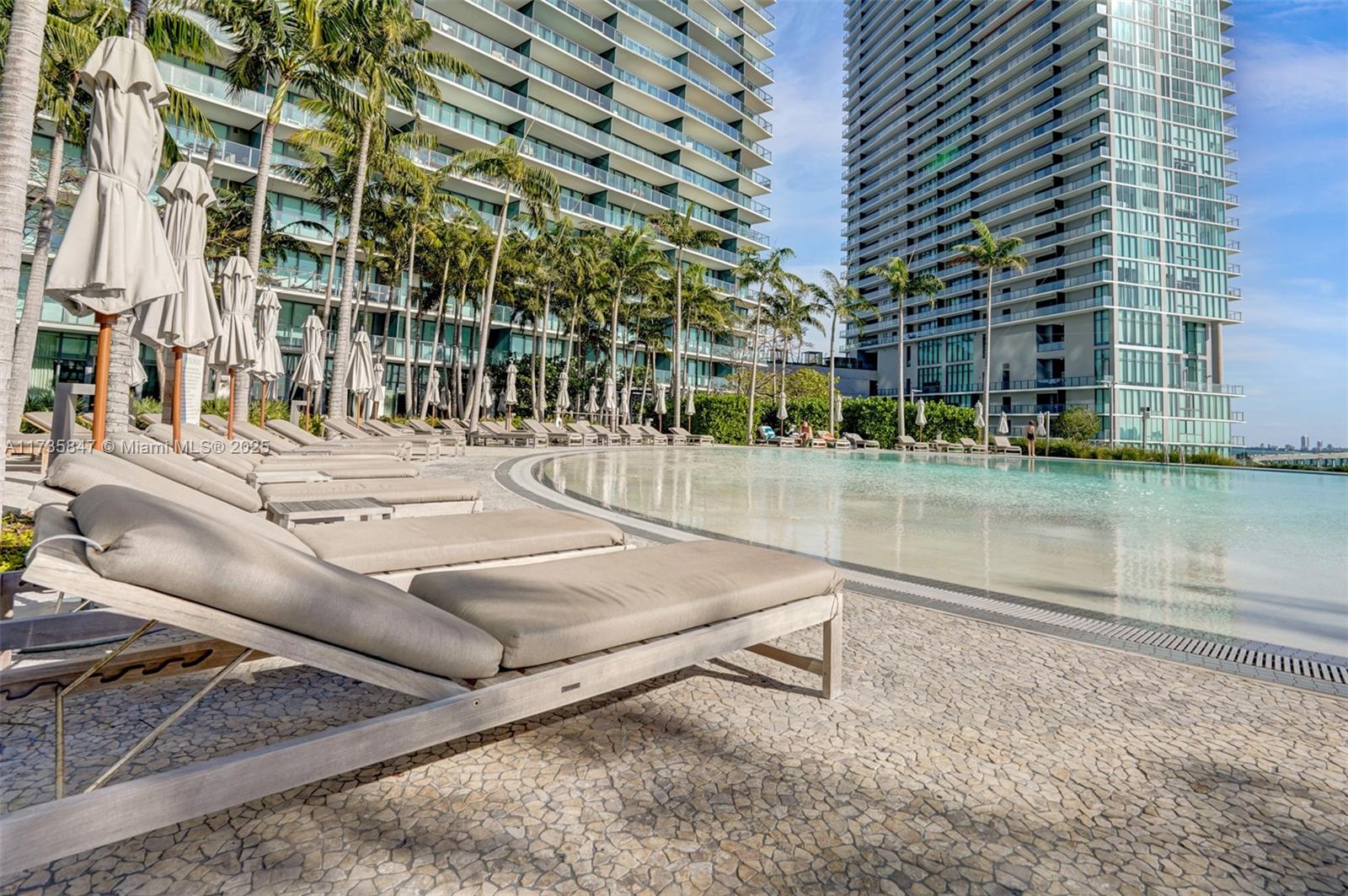 480 NE 31st St #1401, Miami FL 33137