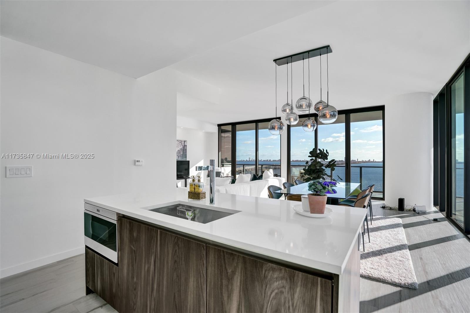 480 NE 31st St #1401, Miami FL 33137