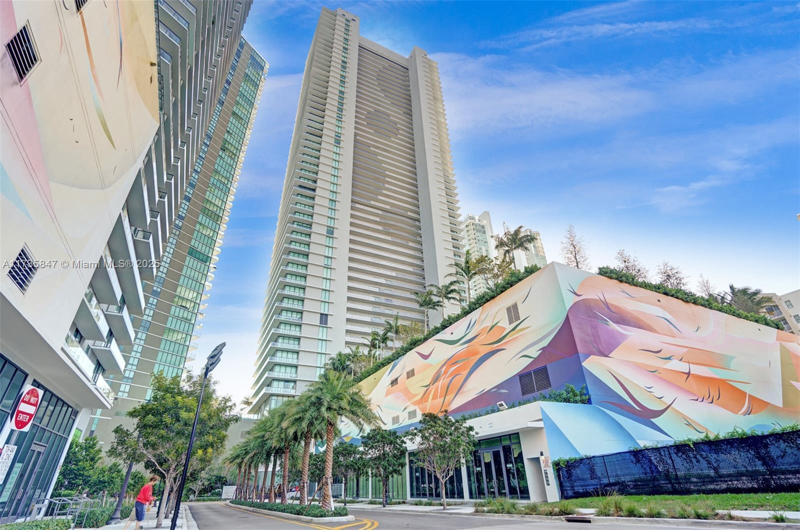 480 NE 31st St #1401, Miami FL 33137
