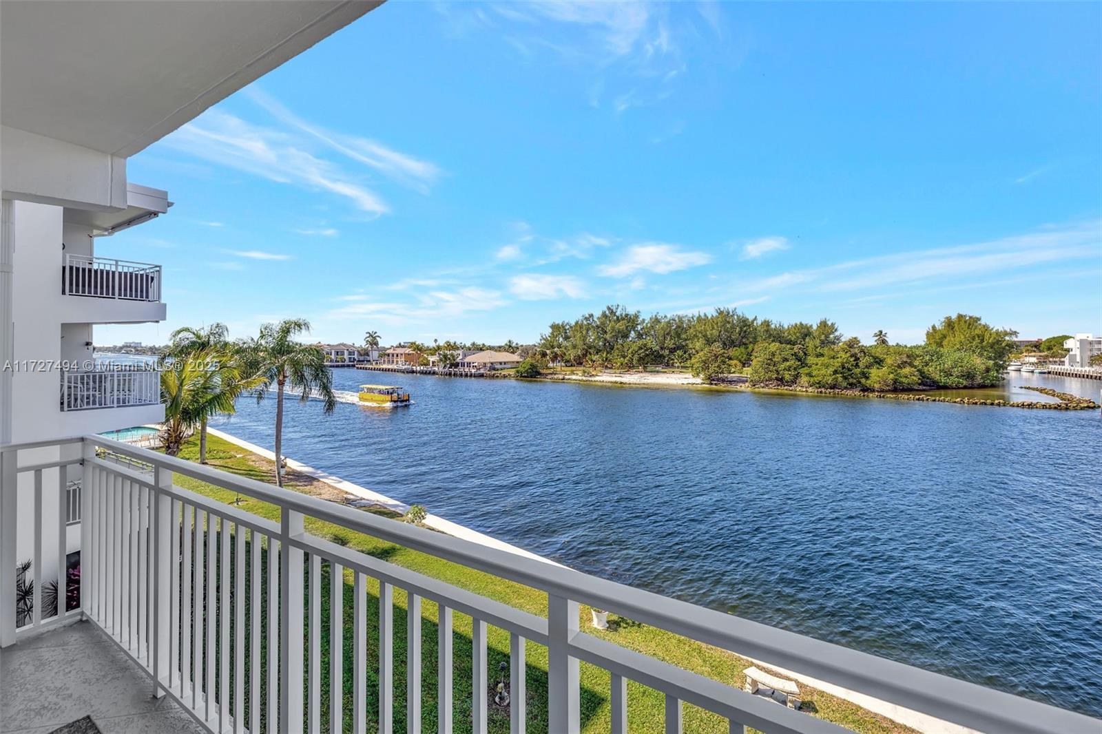 1111 W Riverside Dr #307, Pompano Beach, Florida image 2