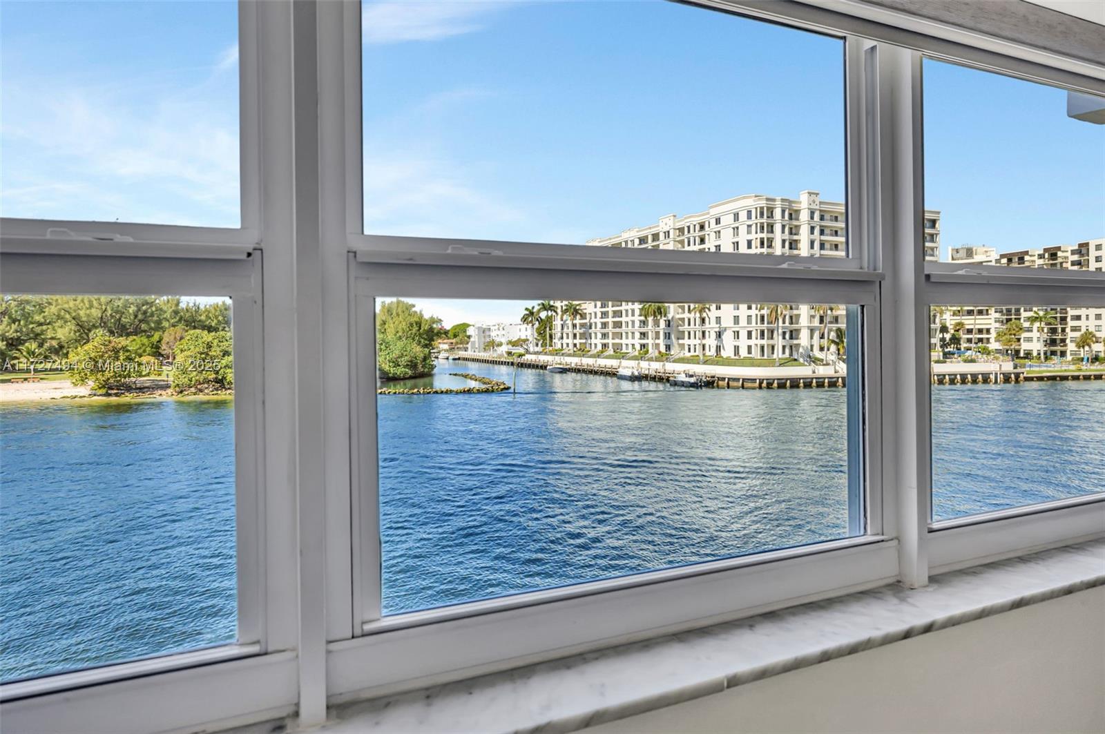 1111 W Riverside Dr #307, Pompano Beach, Florida image 25