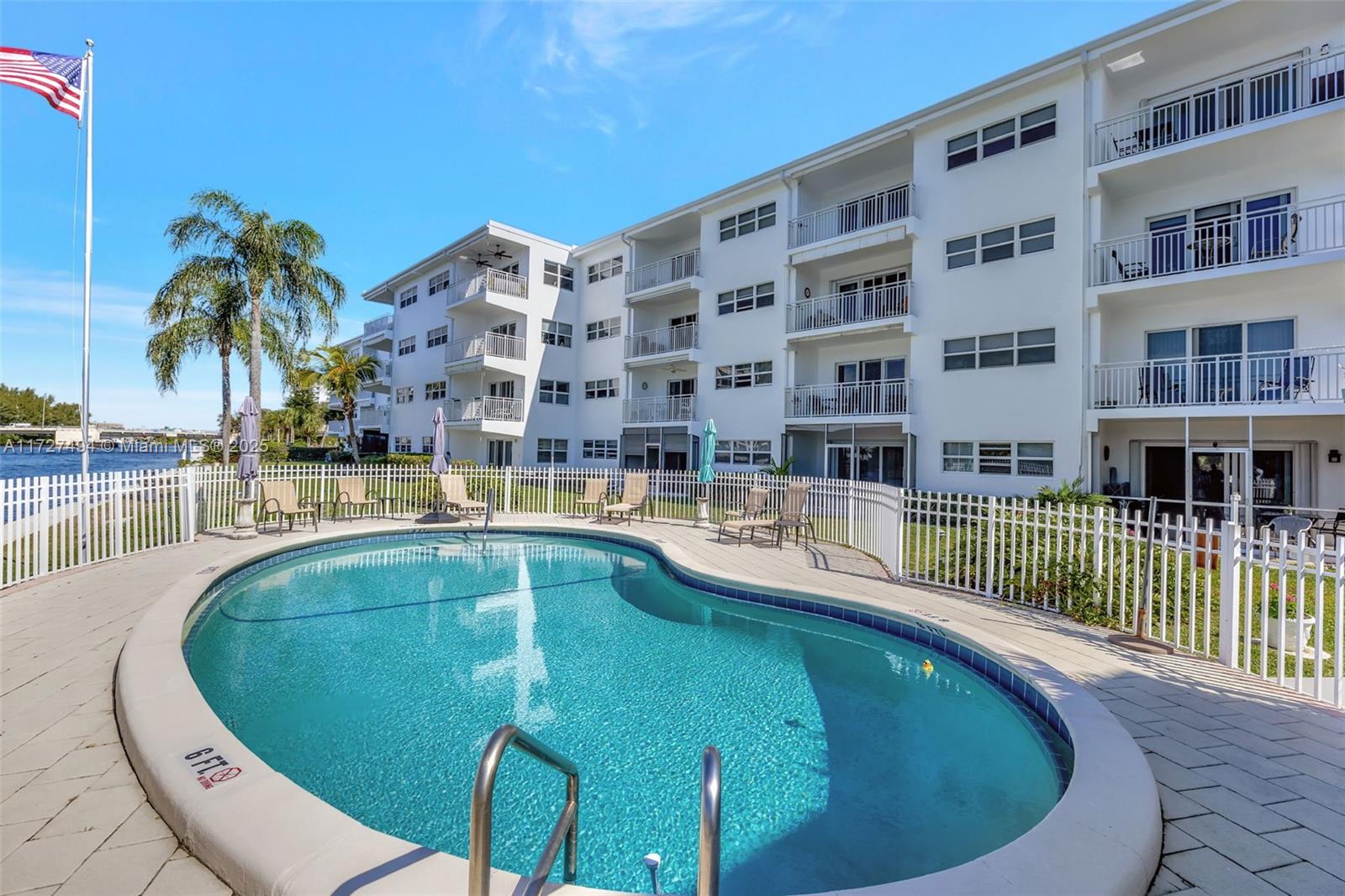 1111 W Riverside Dr #307, Pompano Beach, Florida image 39