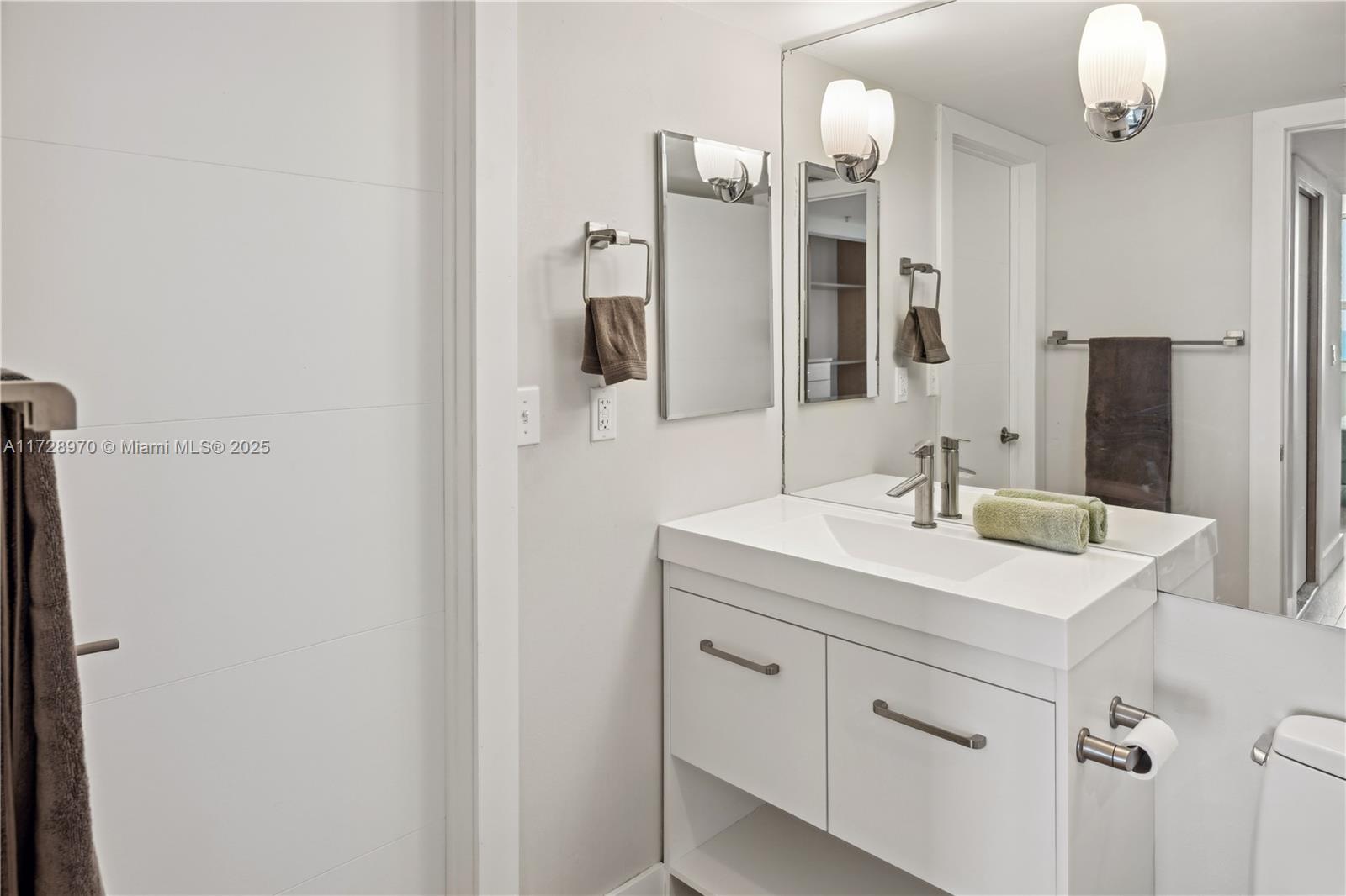 90 Alton Rd #1901, Miami Beach FL 33139