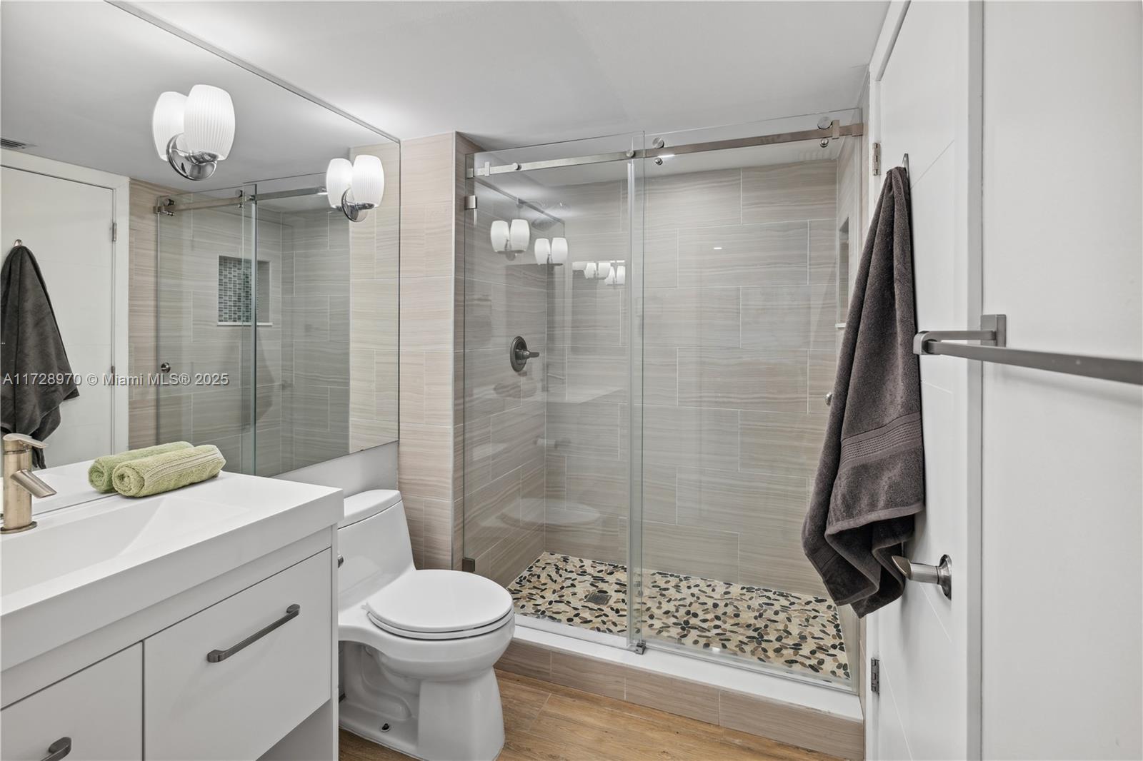 90 Alton Rd #1901, Miami Beach FL 33139