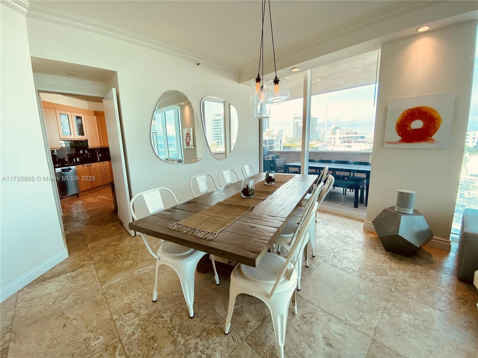 300 S Pointe Dr #705, Miami Beach FL 33139