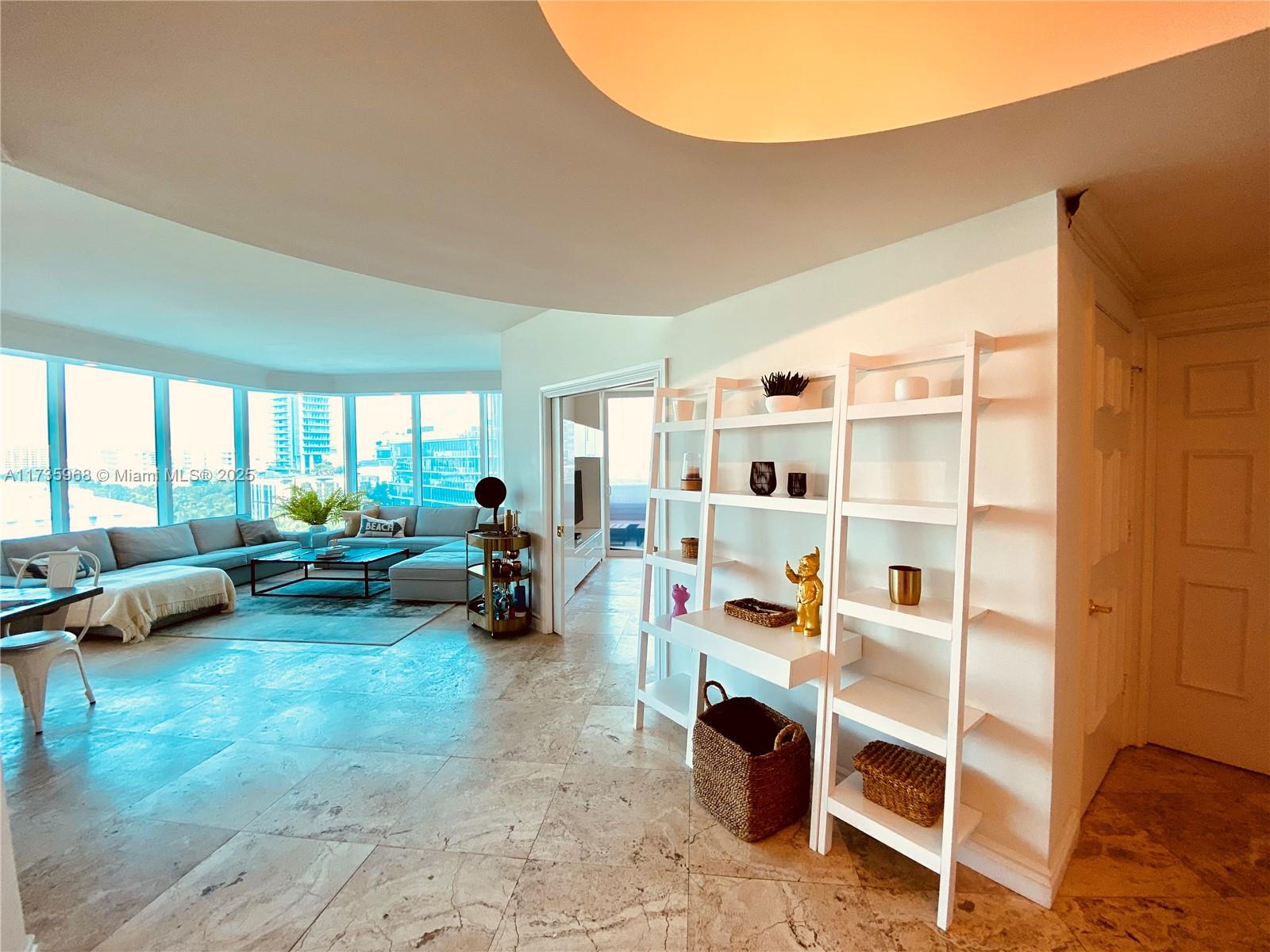 300 S Pointe Dr #705, Miami Beach FL 33139