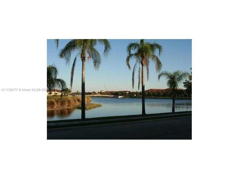2494 Centergate Dr #103, Miramar, Florida image 2