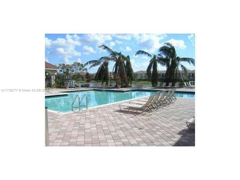 2494 Centergate Dr #103, Miramar, Florida image 4