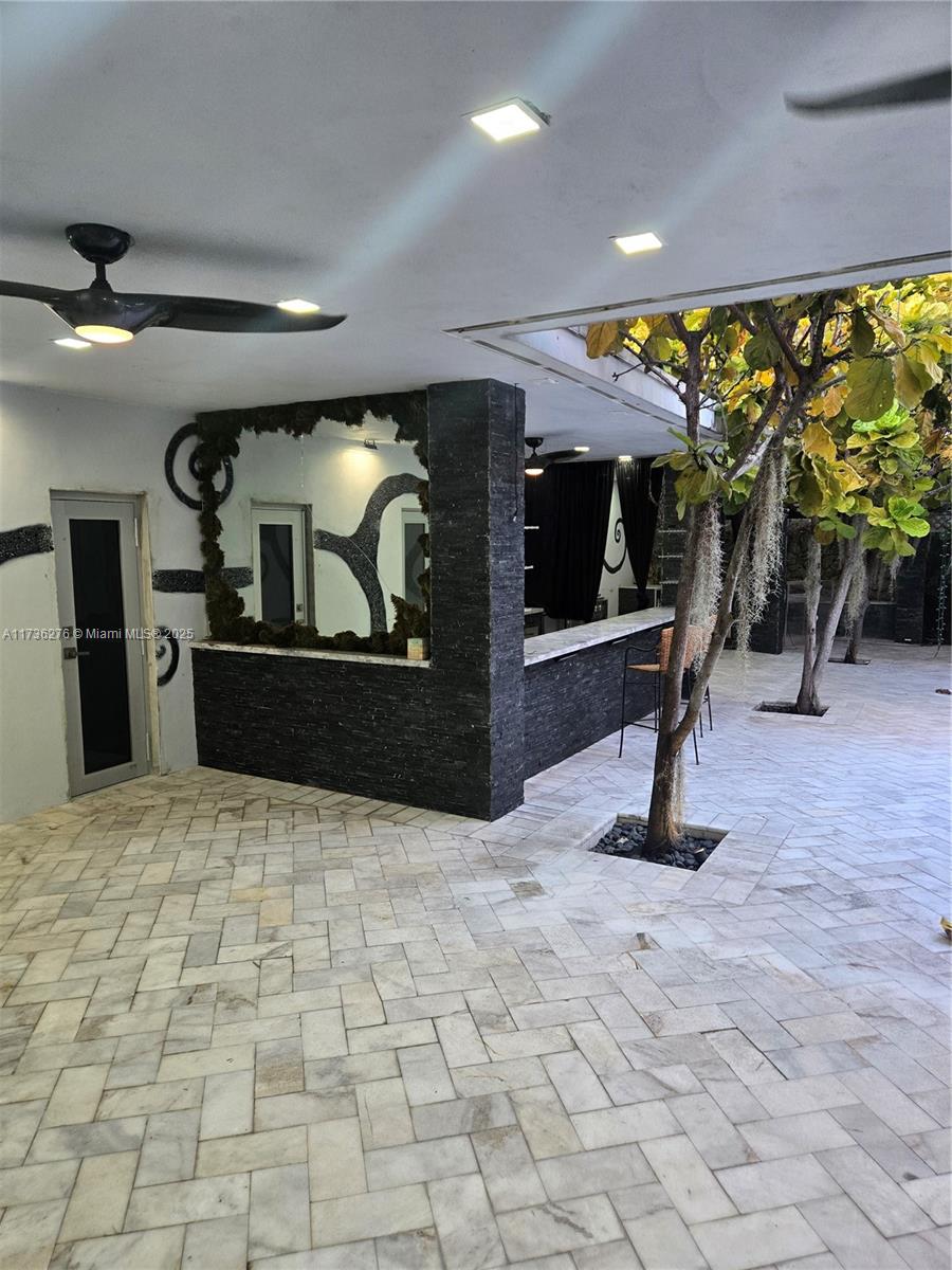 Listing Photo 17