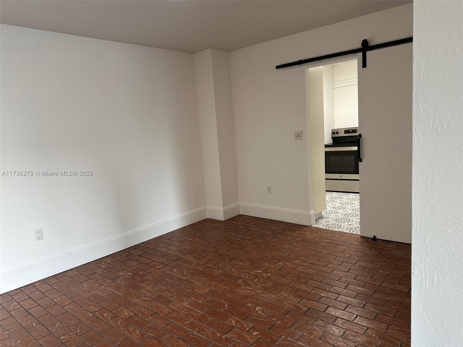 2333 Brickell Ave. #208, Miami FL 33129