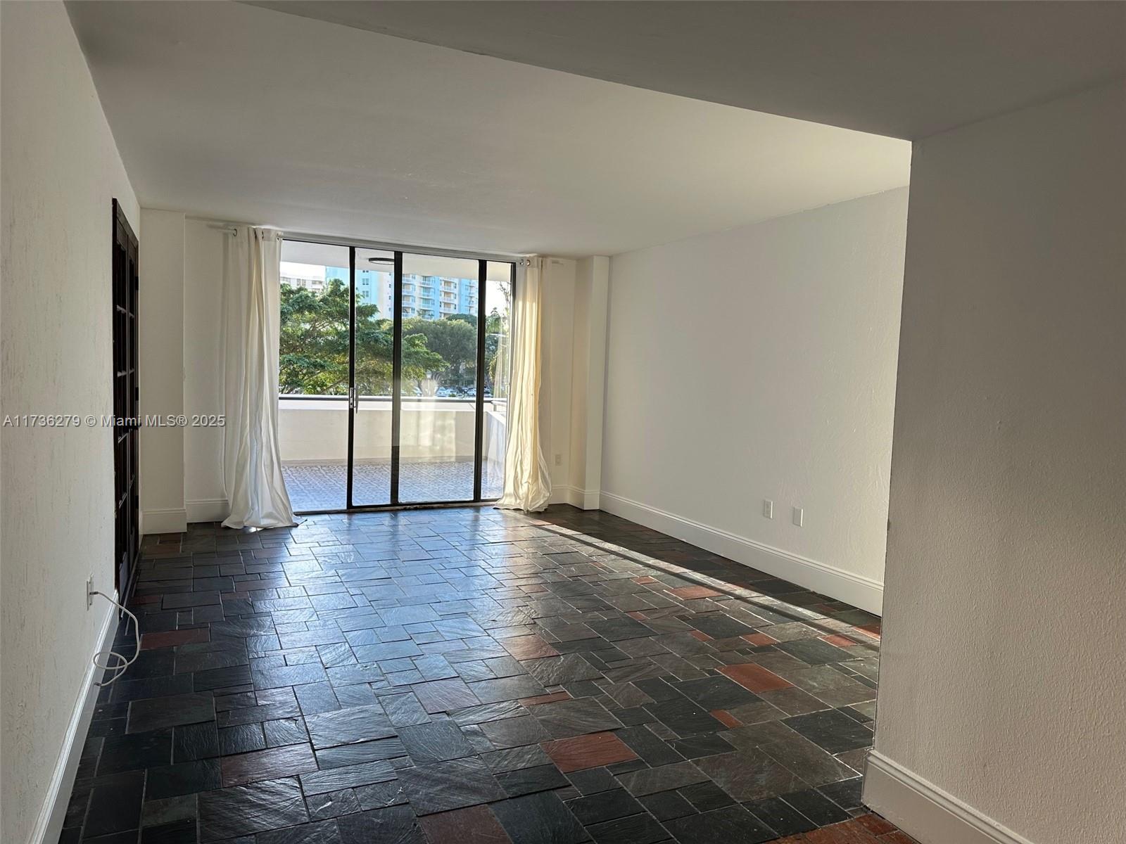 2333 Brickell Ave. #208, Miami FL 33129
