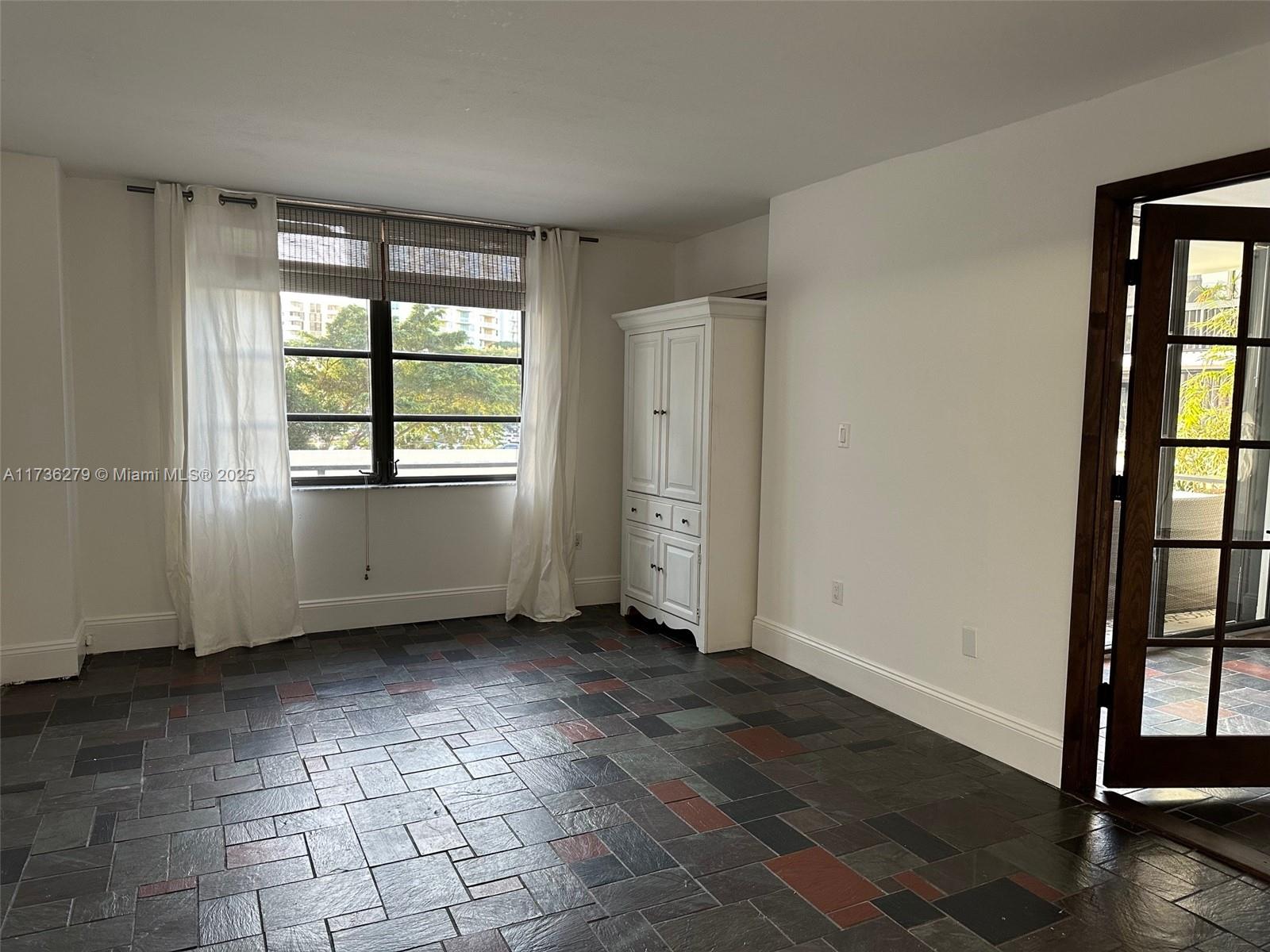 2333 Brickell Ave. #208, Miami FL 33129