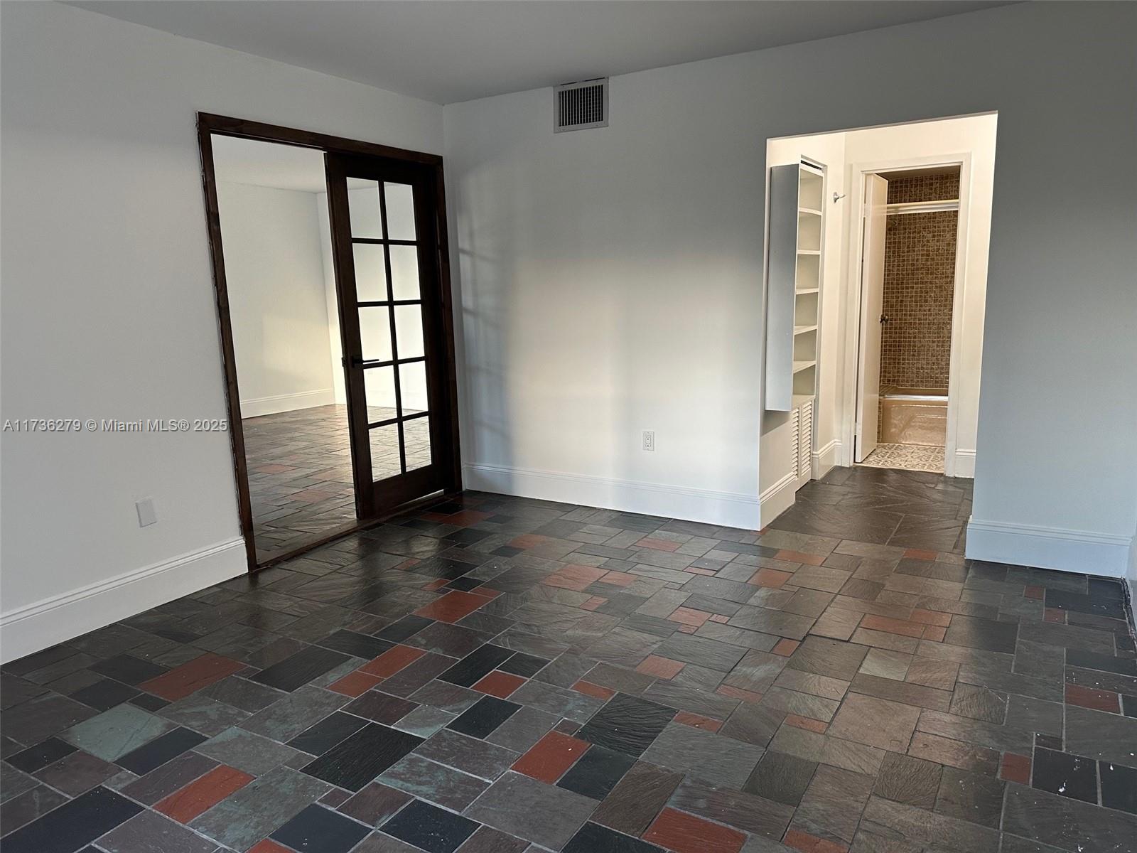 2333 Brickell Ave. #208, Miami FL 33129