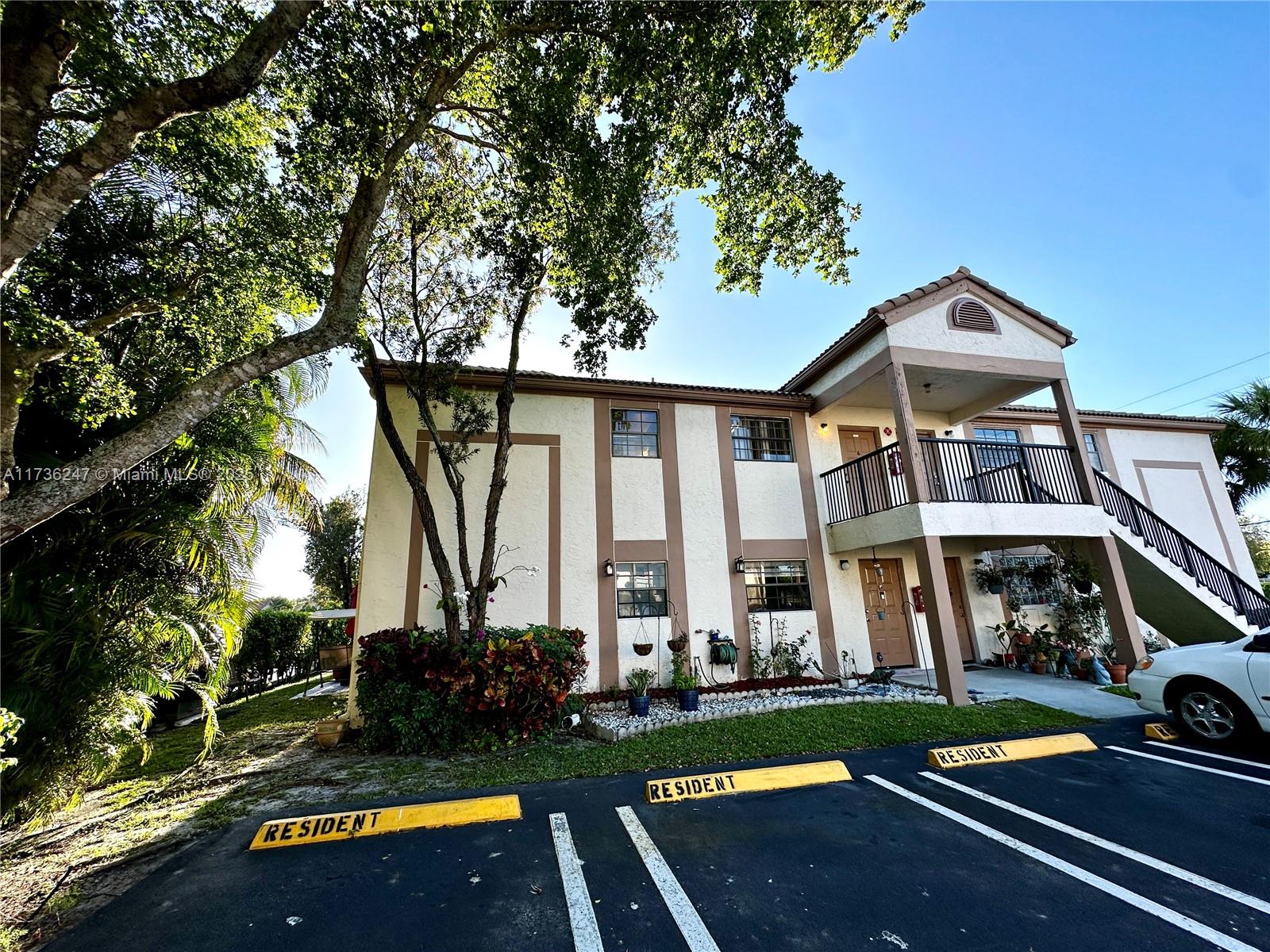 12262 Royal Palm Blvd #B-8, Coral Springs, Florida image 2