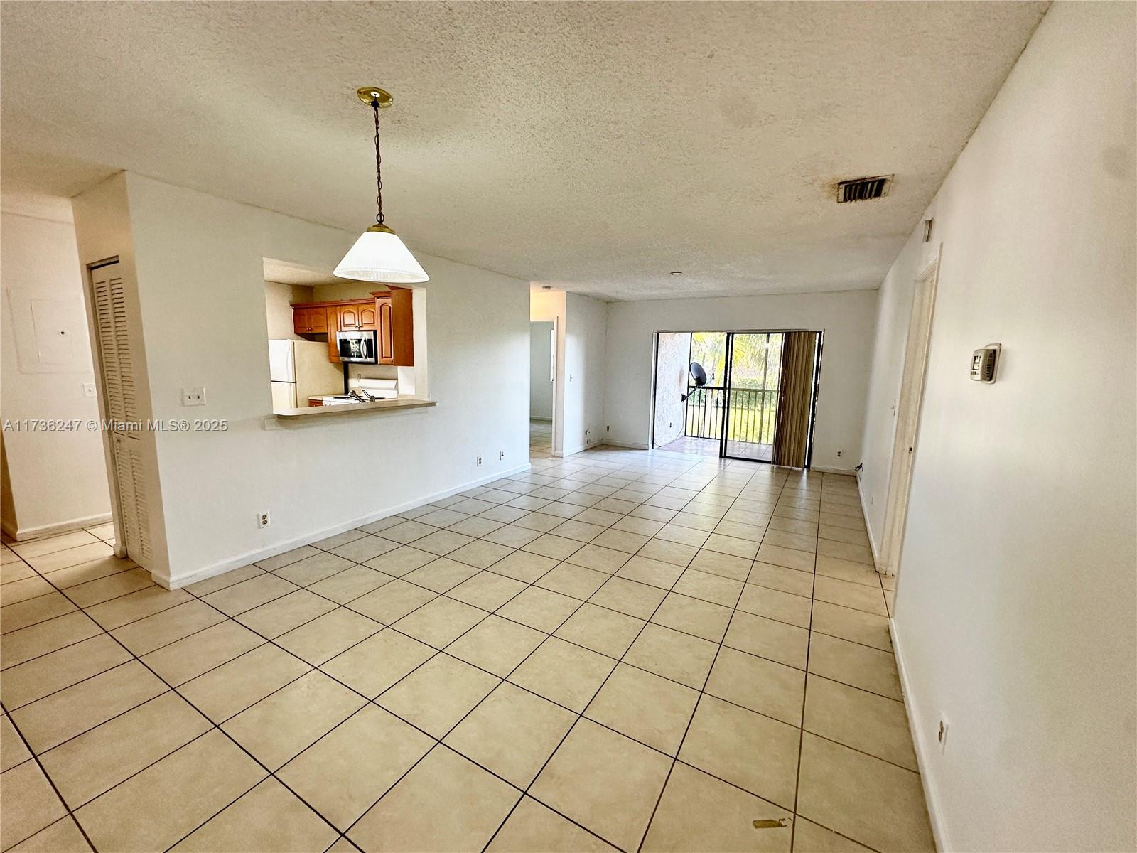 12262 Royal Palm Blvd #B-8, Coral Springs, Florida image 5