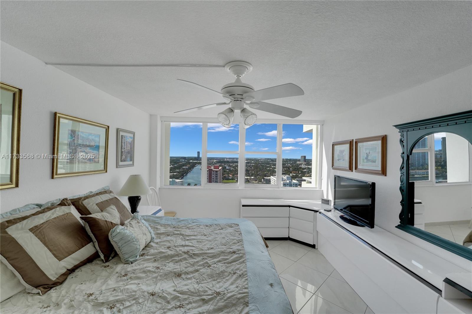 3140 S Ocean Dr #2112, Hallandale Beach, Florida image 23