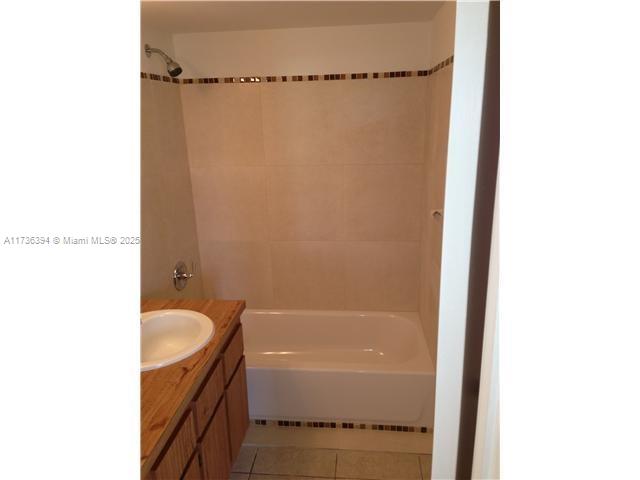 895 Twin Lakes Dr #1-F, Coral Springs, Florida image 18