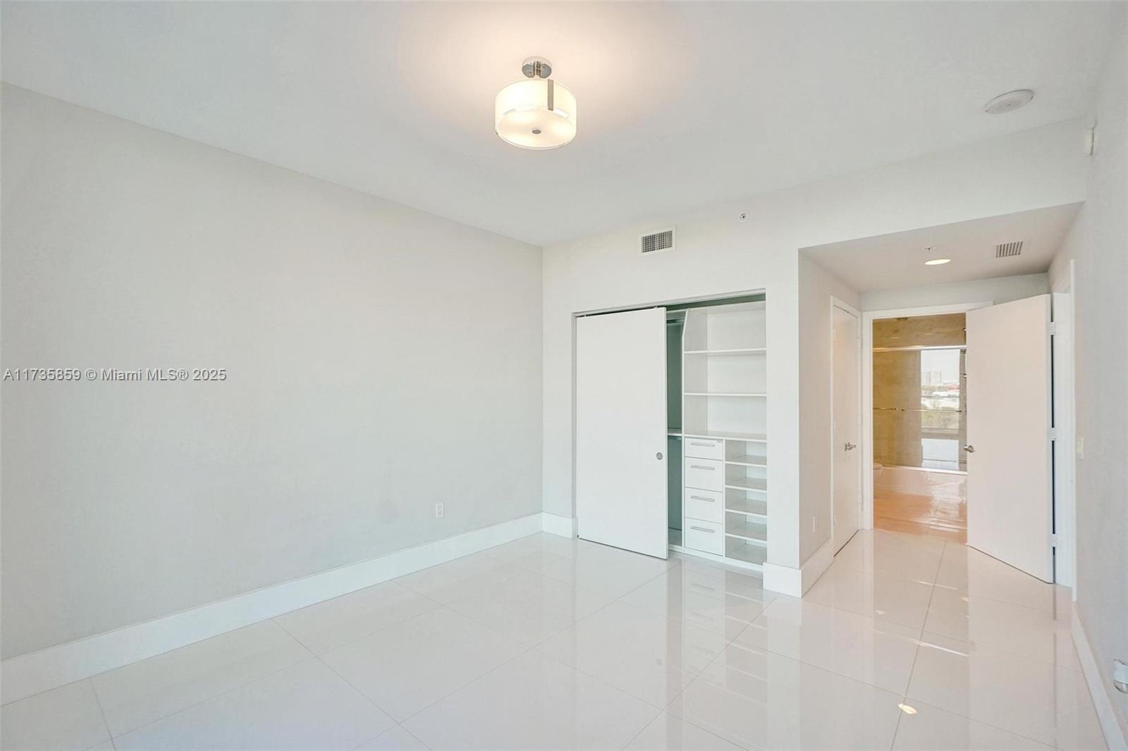 17301 Biscayne Blvd #708, North Miami Beach, Florida image 19