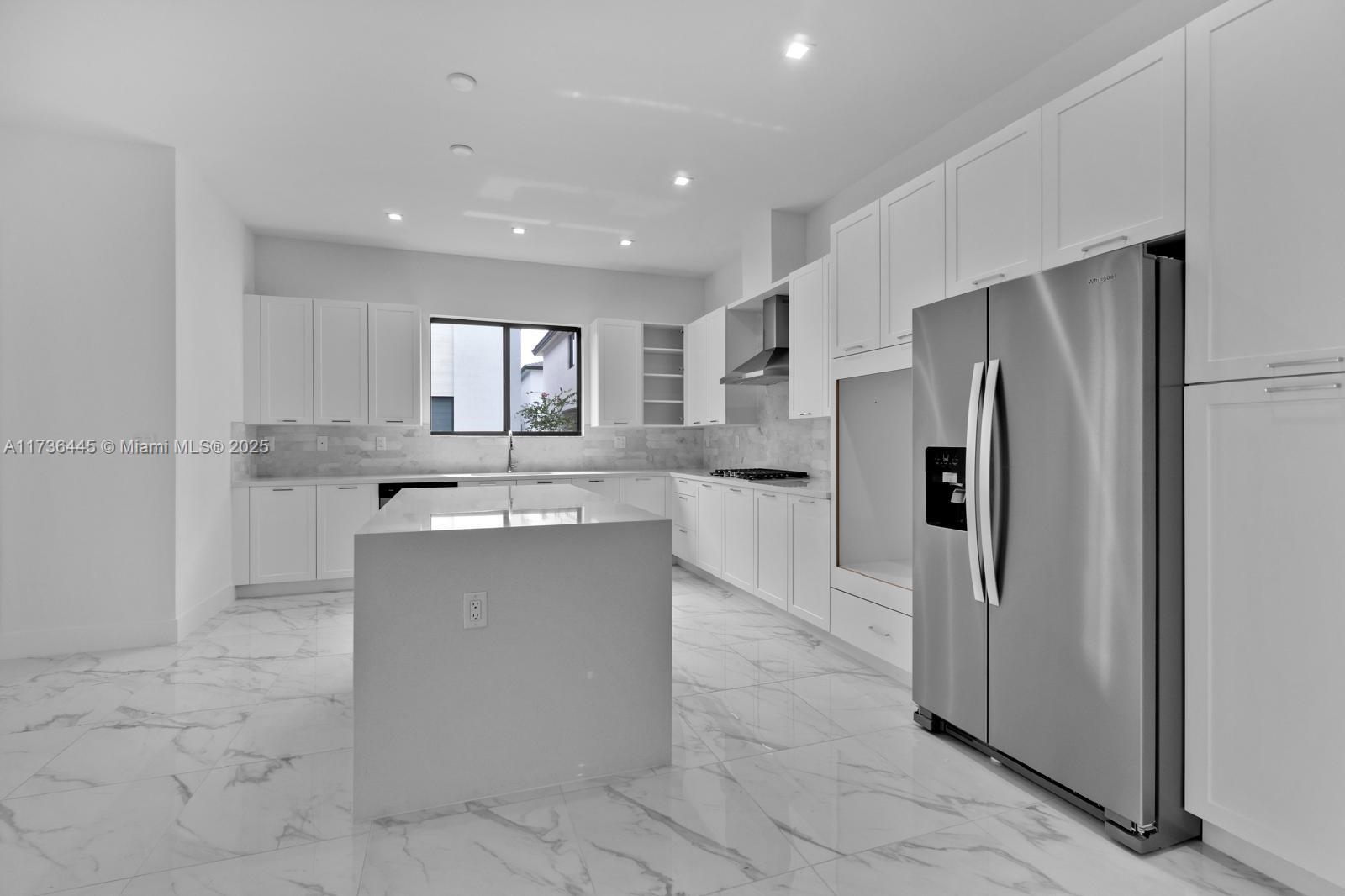 4330 NW 80th Ct, Doral, Florida image 9