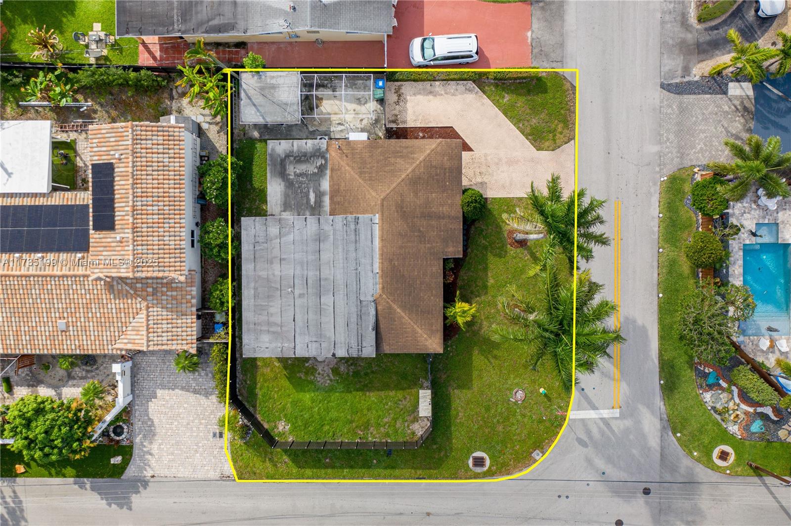 1498 NE 39th St, Oakland Park, Florida image 5