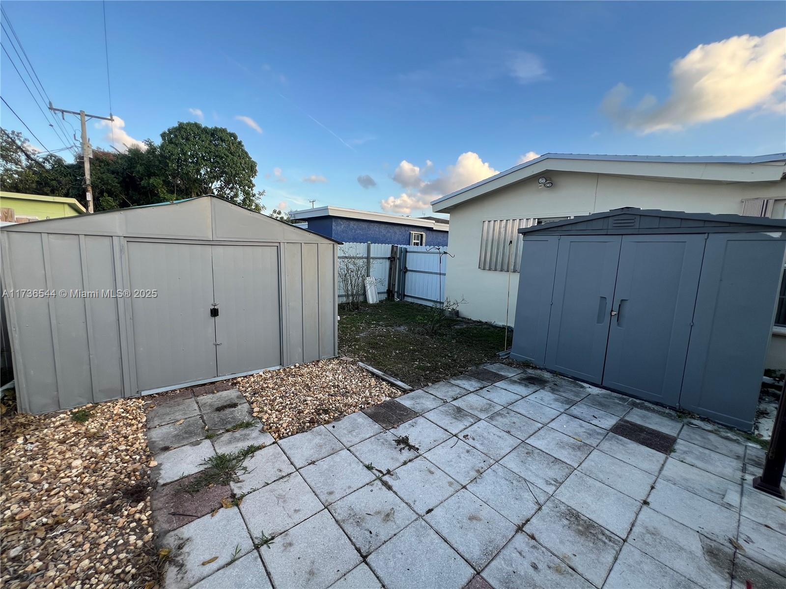 Listing Photo 14