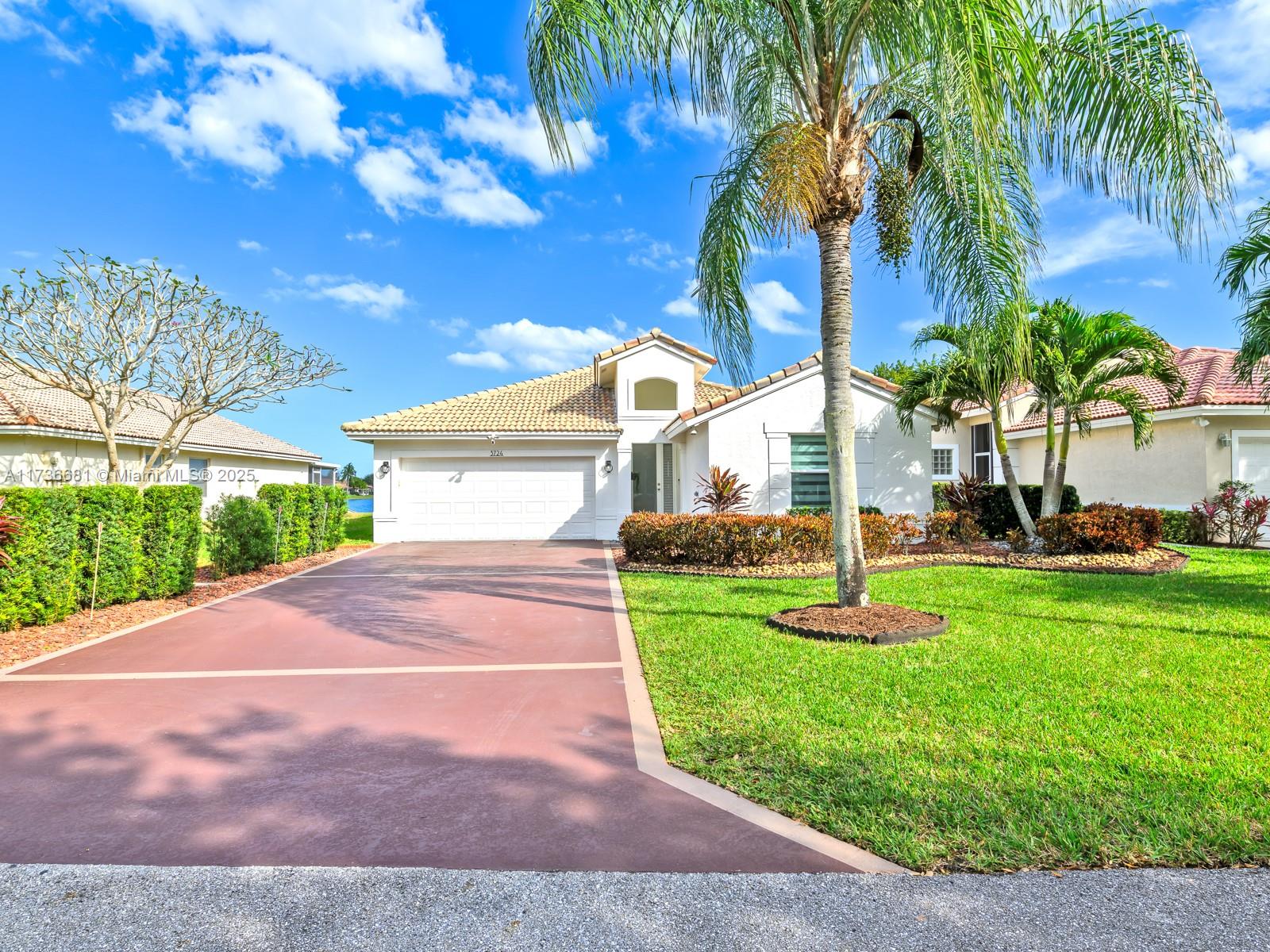 3724 Coco Lake Dr, Coconut Creek, Florida image 2