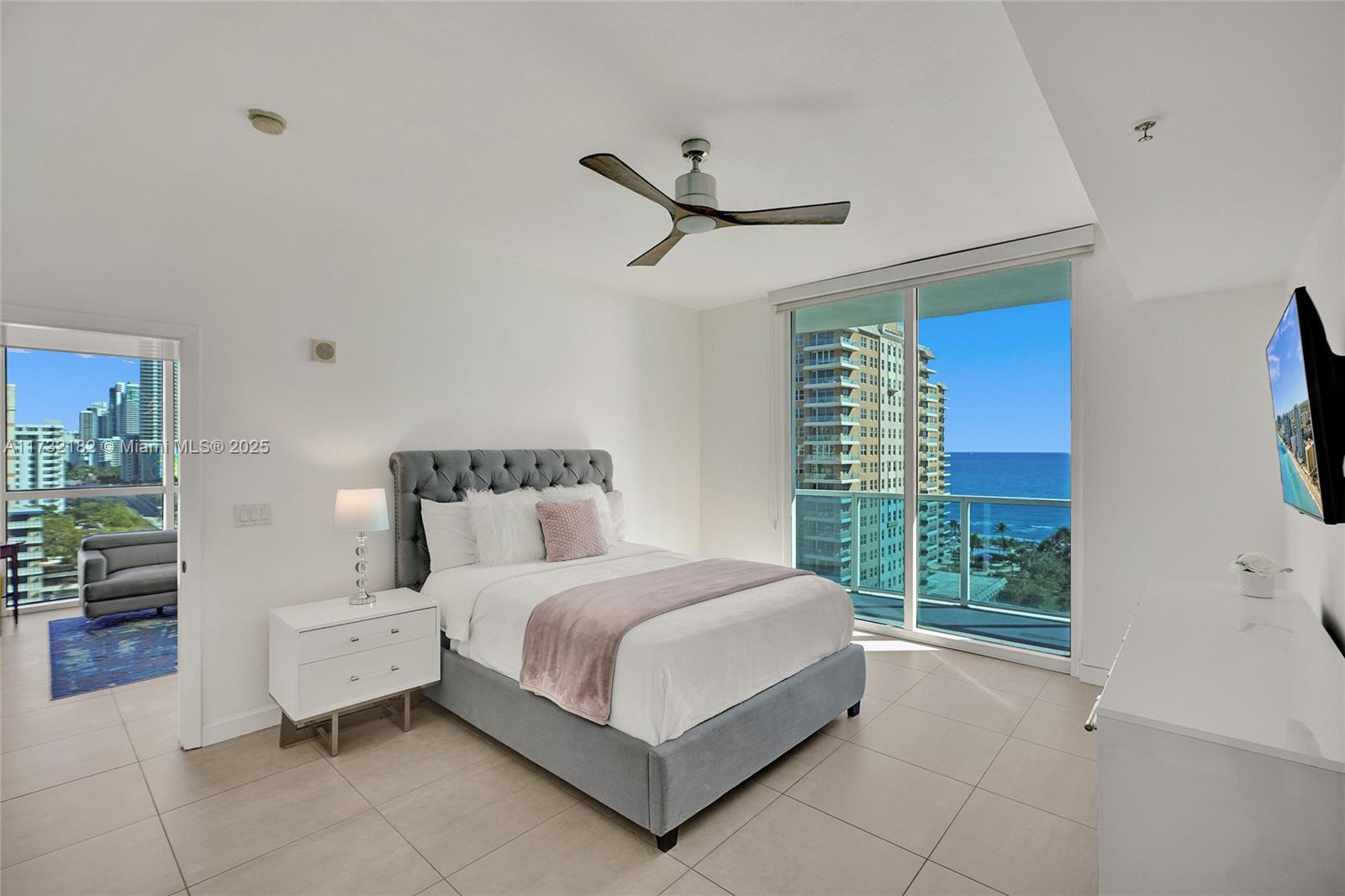 1945 S Ocean Dr #1114, Hallandale Beach, Florida image 16