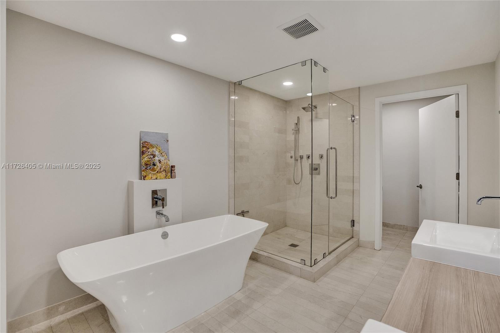 17111 Biscayne Blvd #1105, North Miami Beach, Florida image 25