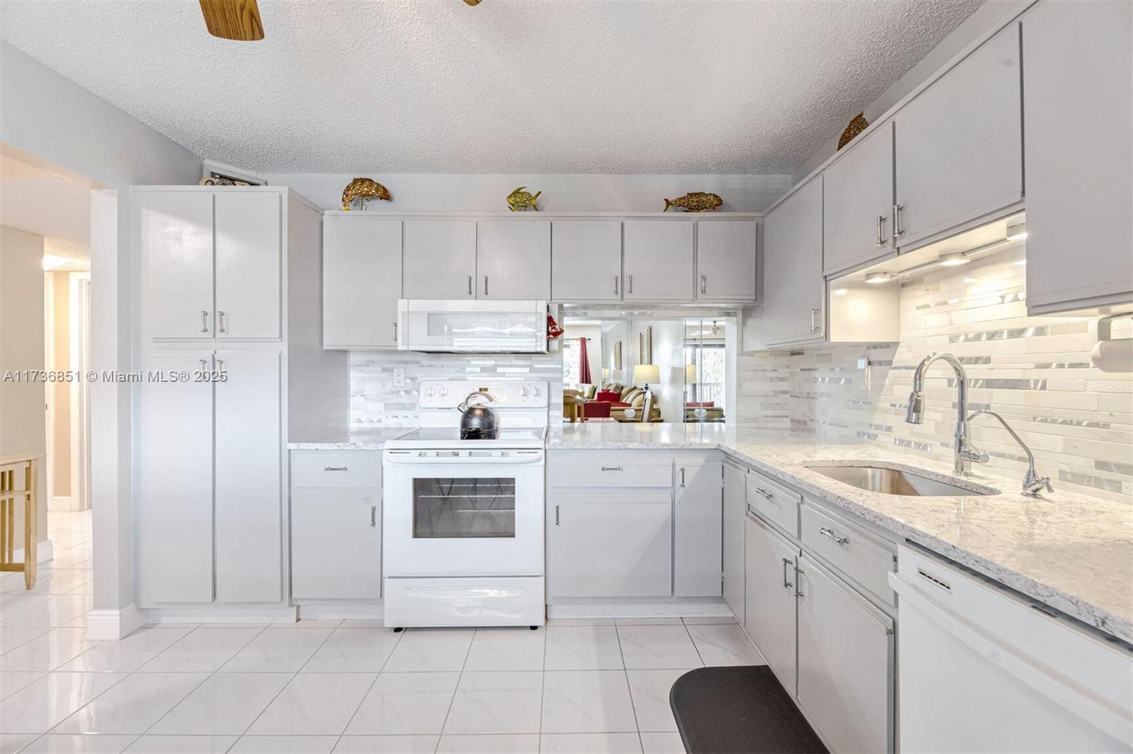 4955 E Sabal Palm Blvd #305, Tamarac, Florida image 1