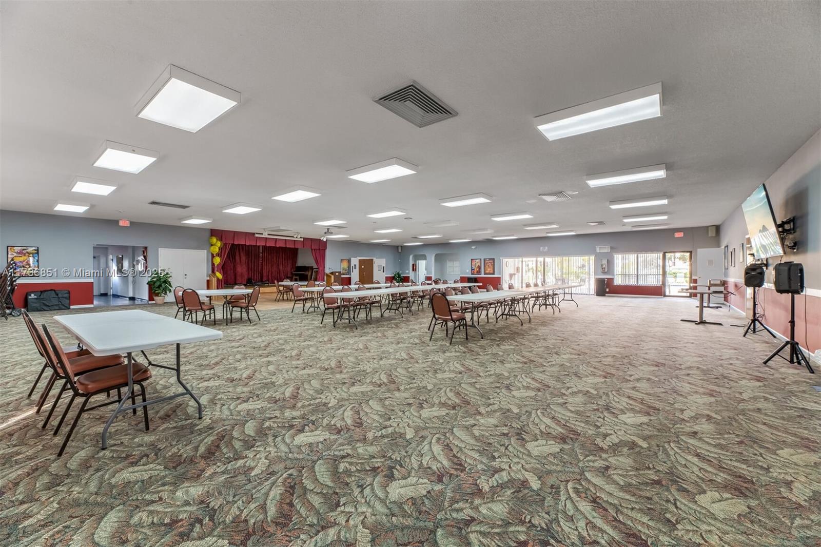 4955 E Sabal Palm Blvd #305, Tamarac, Florida image 24