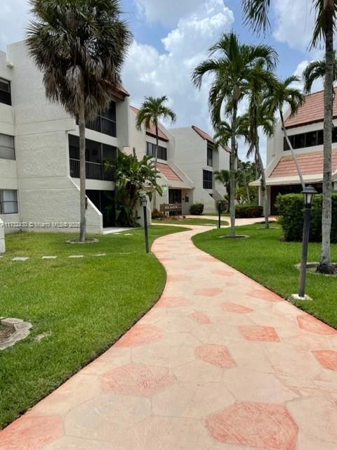 303 Racquet Club Rd #310, Weston, Florida image 2