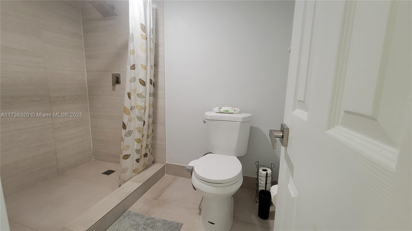 17890 W Dixie Hwy #307, North Miami Beach, Florida image 21