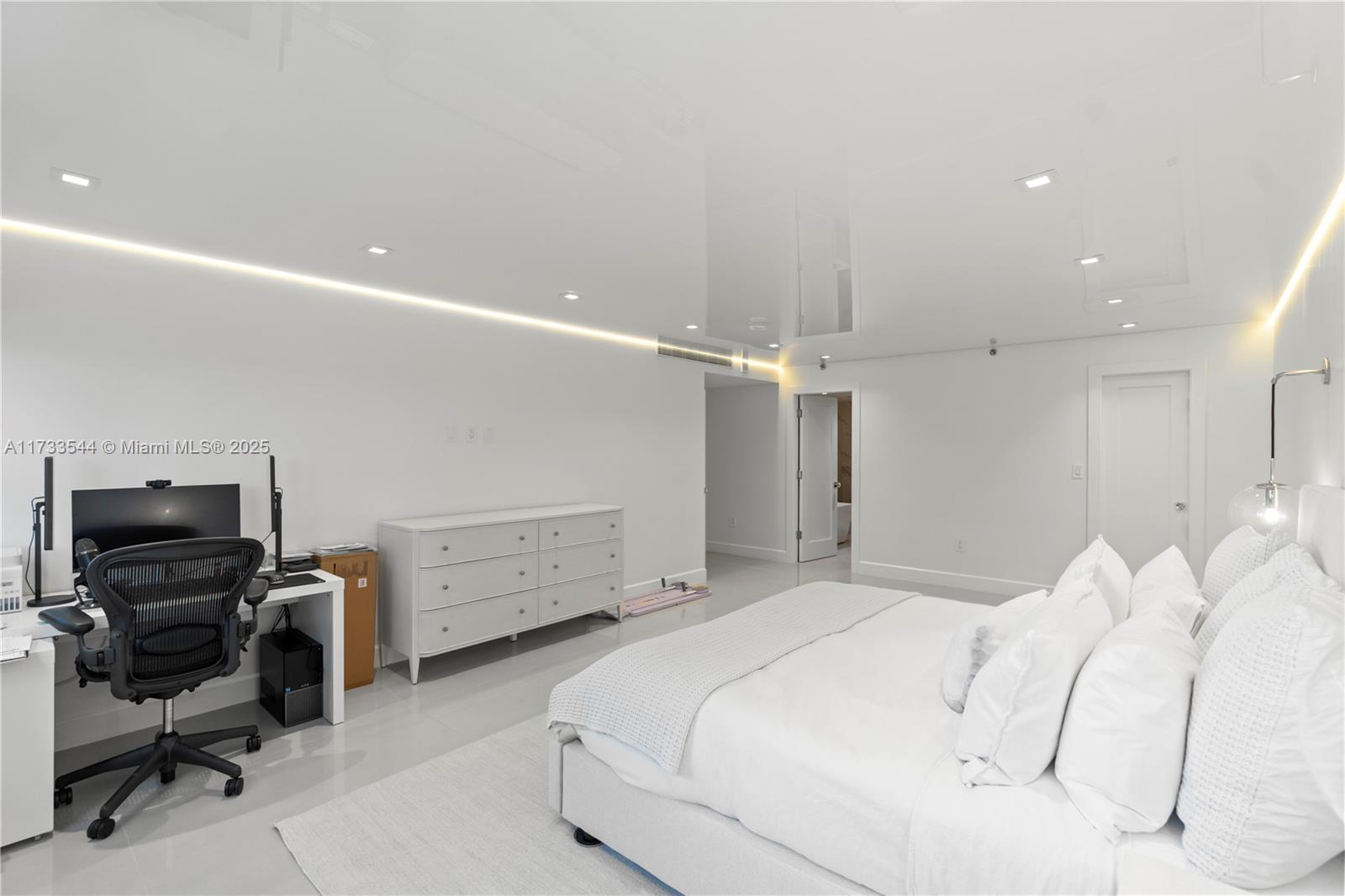 10205 Collins Ave #608, Bal Harbour, Florida image 31